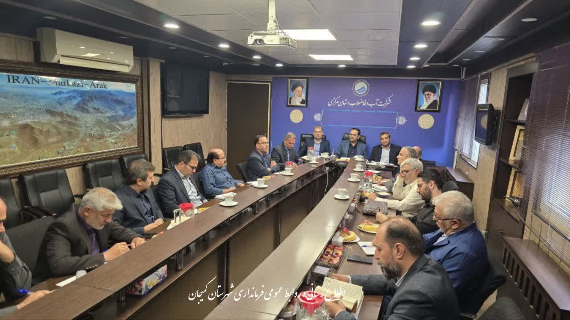 🔻بررسی و پیگیری مسائل آب شرب در نشست مشترک فرمانداران شهرستان های کمیجان و خنداب با مسئولان استانی