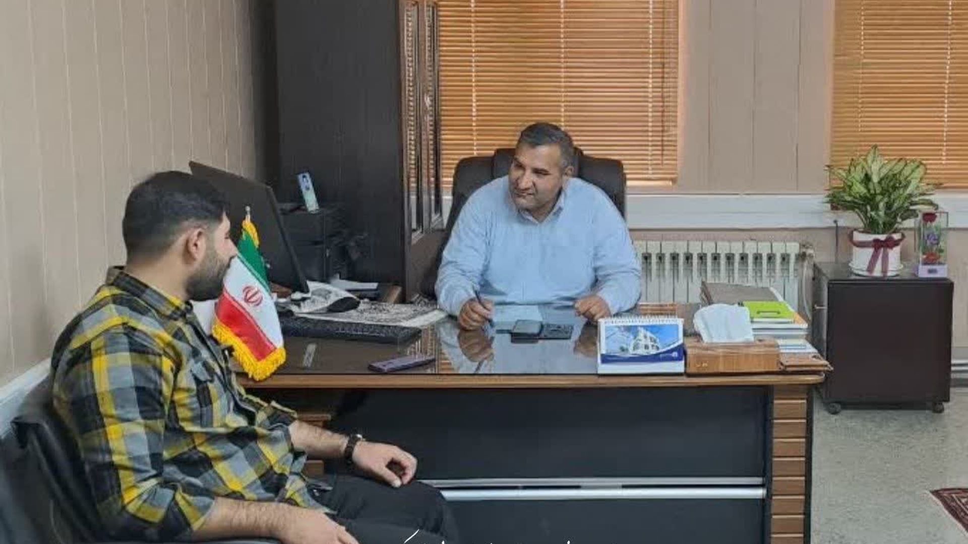 🔻دیدار مسئول بسیج سازندگی شهرستان کمیجان با فرماندار پیرامون تسهیلات نیروگاه‌های خورشیدی