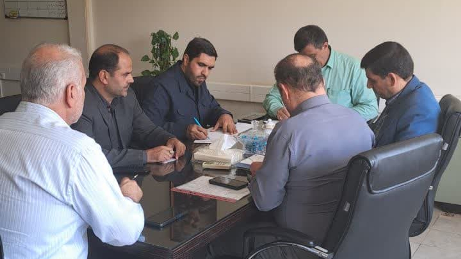 جلسه بازگشايي پاکات استعلام بیمه تکمیلی کارکنان‌