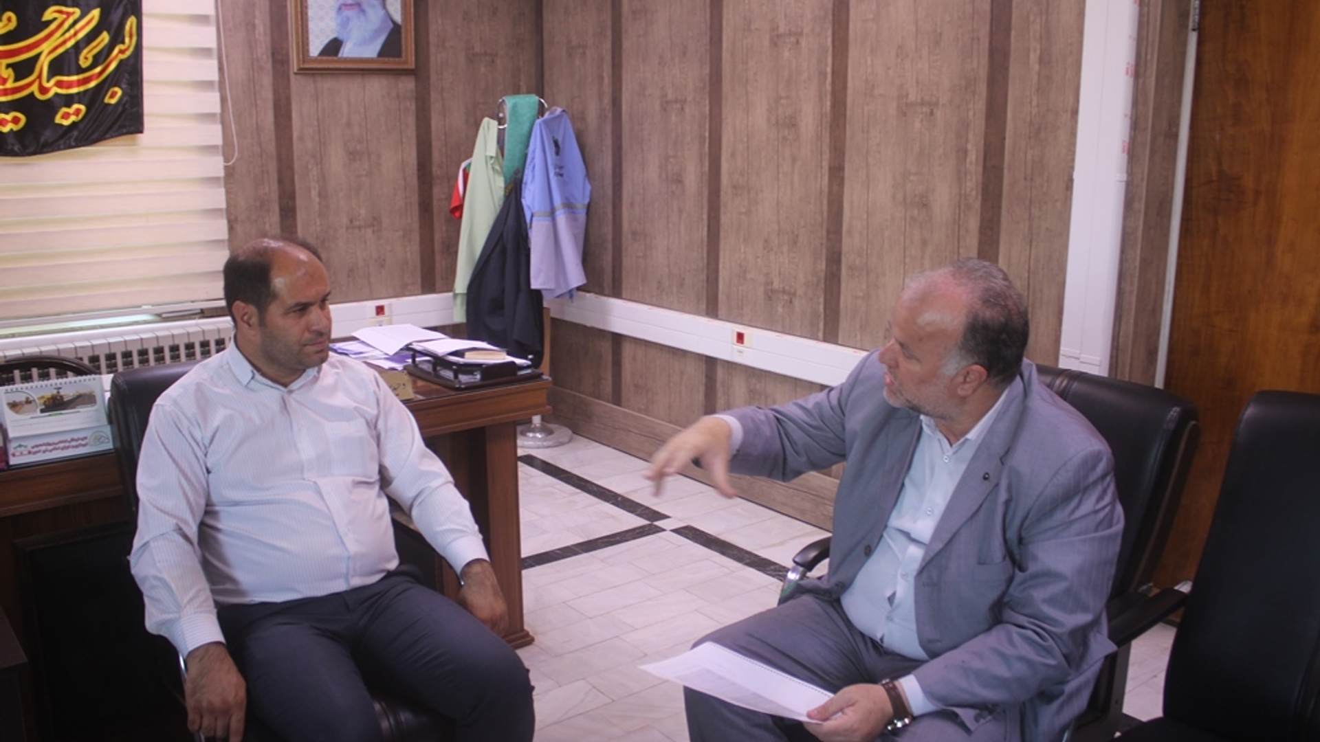 نشست معاون شیلات سازمان جهاد کشاورزی استان با فرماندار خمین برگزار شد