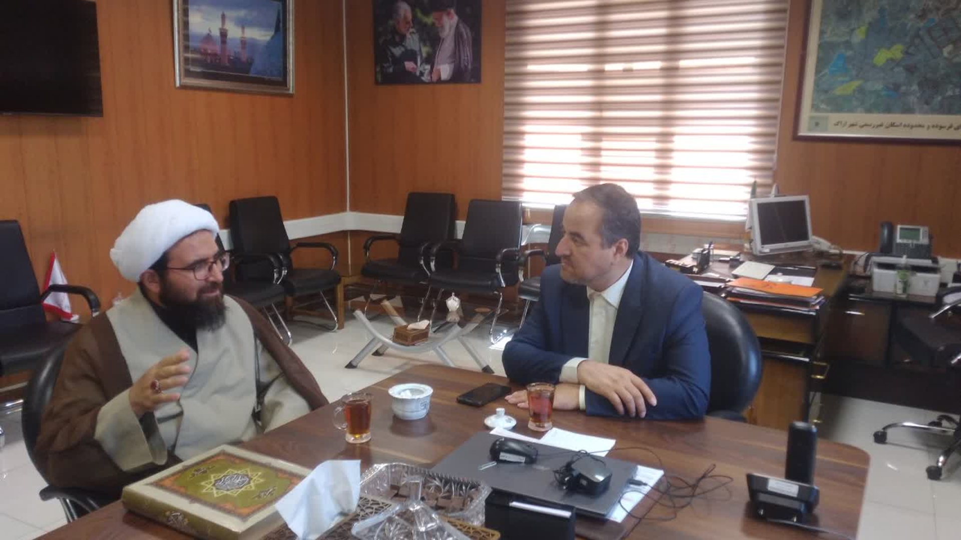 دیدار رئیس ستاد اقامه نماز استان با فرماندار اراک