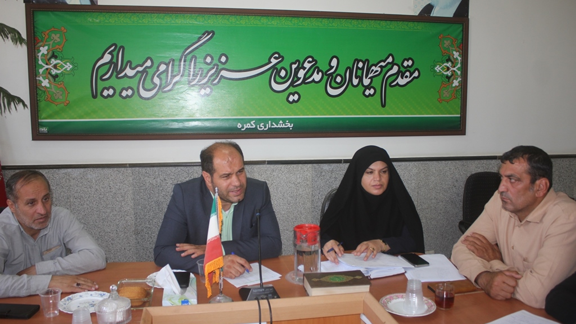 نشست بررسی مسائل و مشکلات روستا های بخش کمره شهرستان خمین برگزار شد