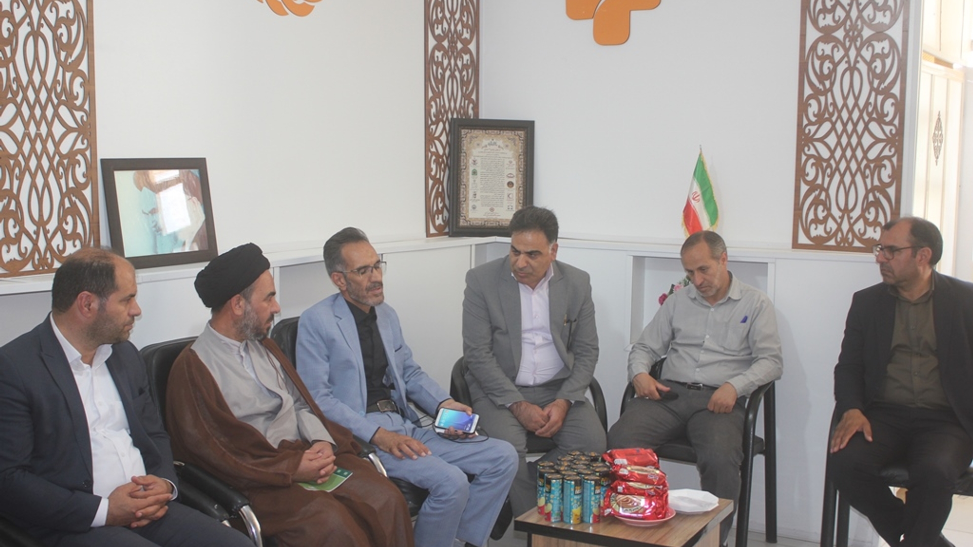 فرماندار ، امام جمعه و نماینده مردم خمین در مجلس از مرکز مثبت زندگی خمین بازدید کردند