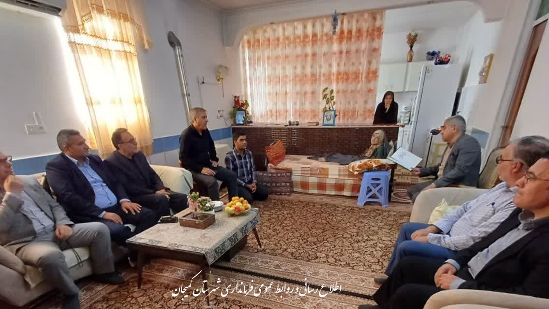 🔻دیدار دکتر مددی فرماندار شهرستان کمیجان و دکتر ابراهیمی نماینده مردم در مجلس شورای اسلامی با خانواده معزز شهیدان شاهمیرزالو در روستای سمقاور