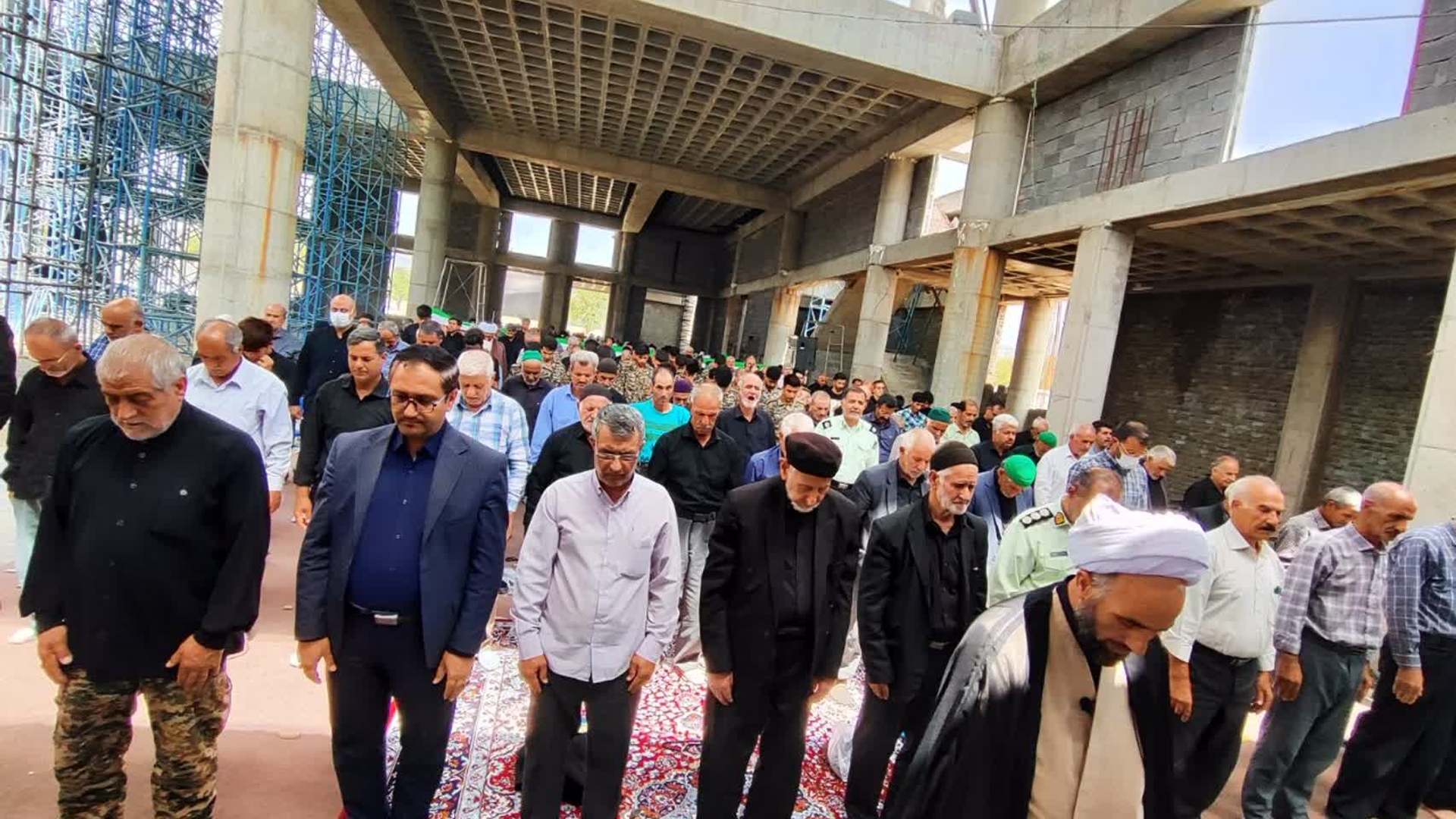 گزارش تصویری نماز جمعه ۲۴ مردادماه ۱۴۰۴ شهرستان خنداب با حضور فرماندار