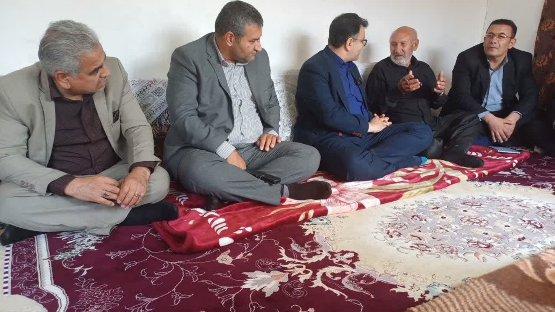 🔻دیدار دکتر مددی فرماندار شهرستان کمیجان و دکتر جمالیان نماینده مردم در مجلس شورای اسلامی