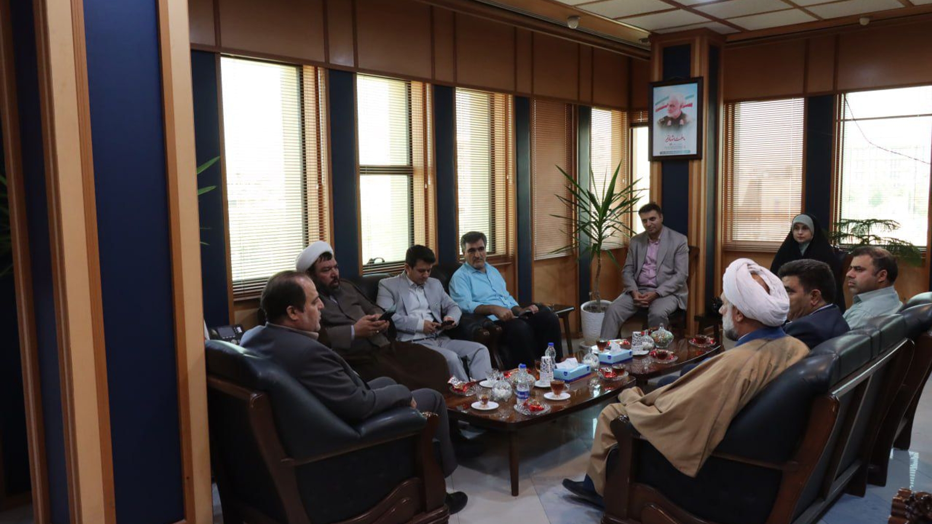 دیدار نماینده و رئیس آموزش و پرورش با فرماندار