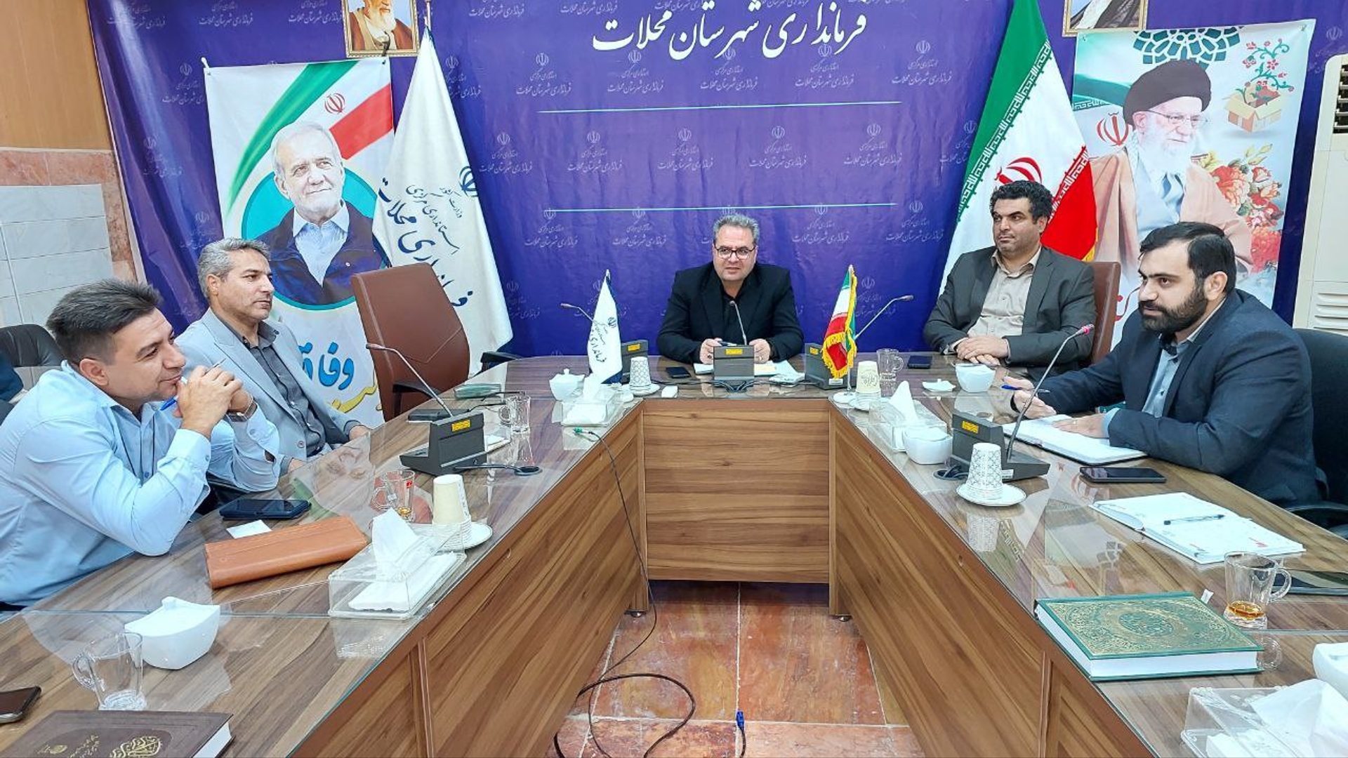 نشست بررسی و هم‌اندیشی مشکلات حوزه سلامت شهرستان محلات برگزار شد.