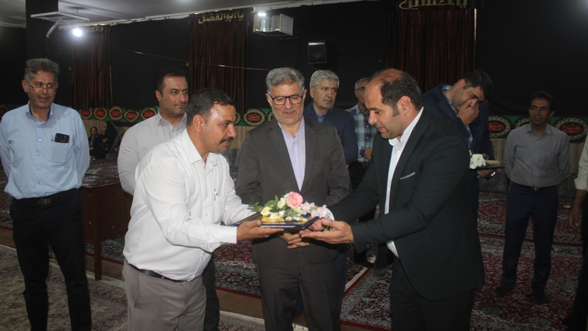 پروژه آسفالت معابر روستای آشیانه علیا شهرستان خمین به بهره برداری رسید