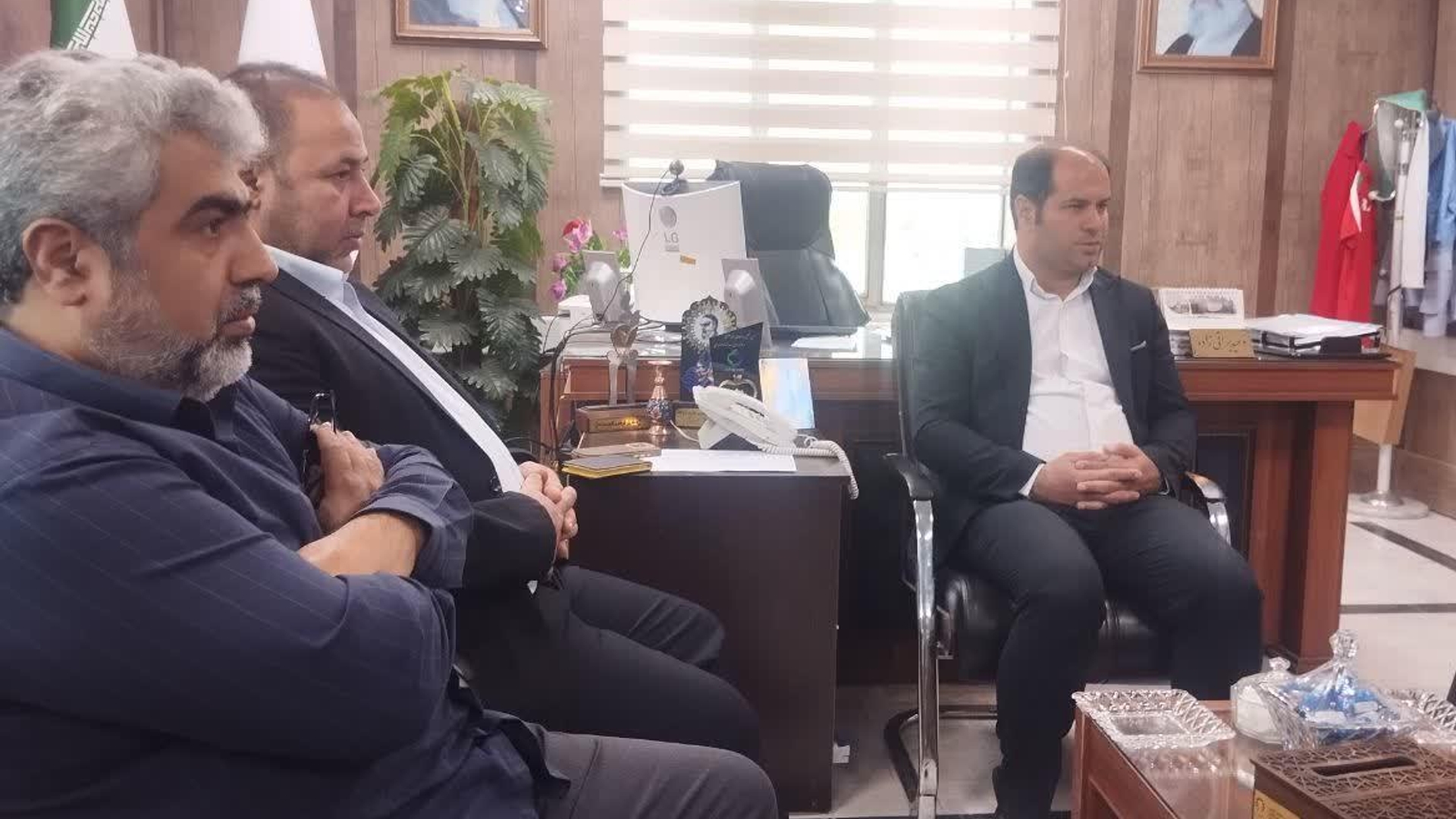 اولین جلسه شهرستانی هماهنگی برگزاری چهارمین هفته فرهنگی "بر آستان آفتاب" شهرستان خمین برگزار شد