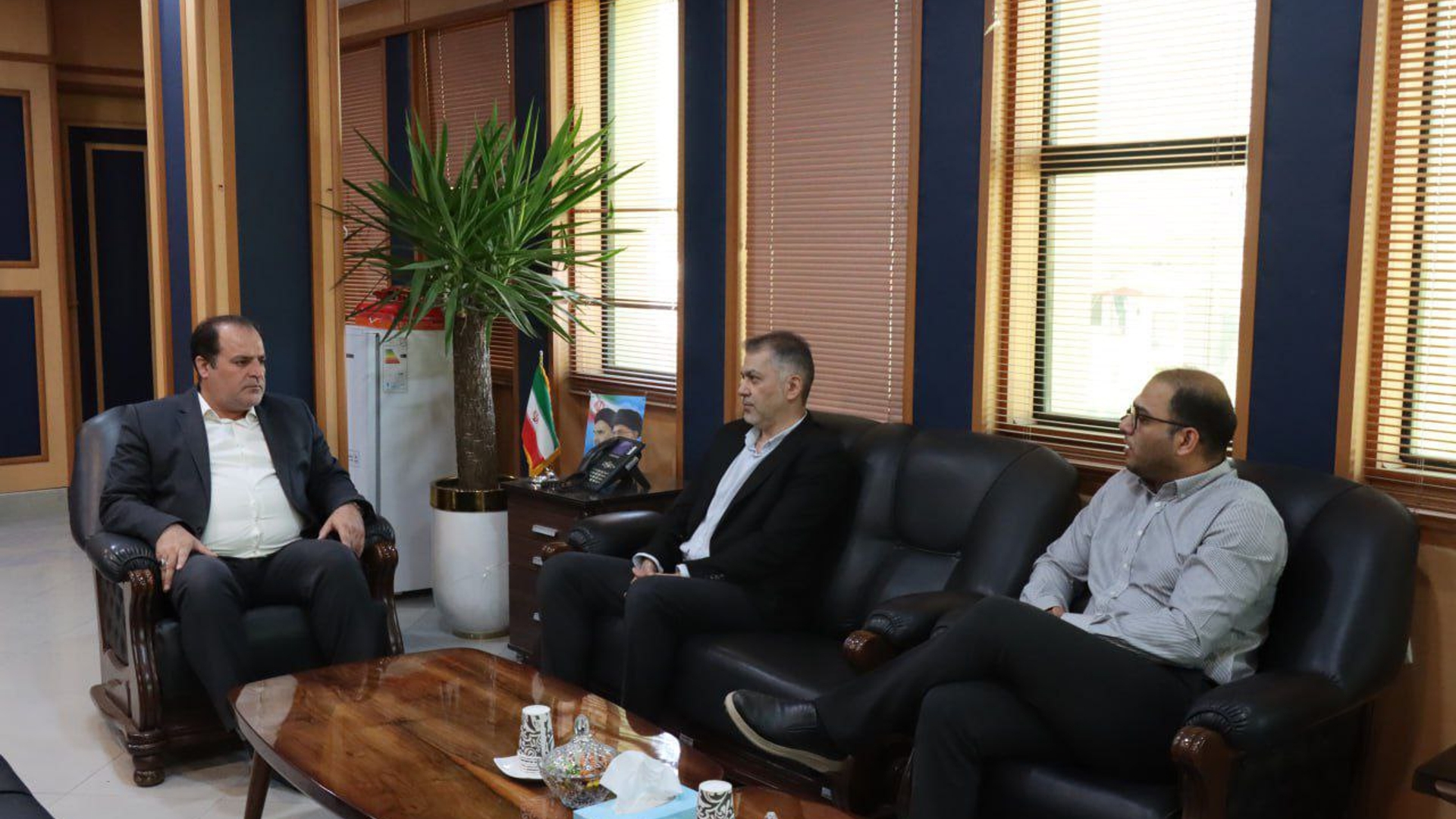 دیدار مدیران شرکت کالوپ با فرماندار