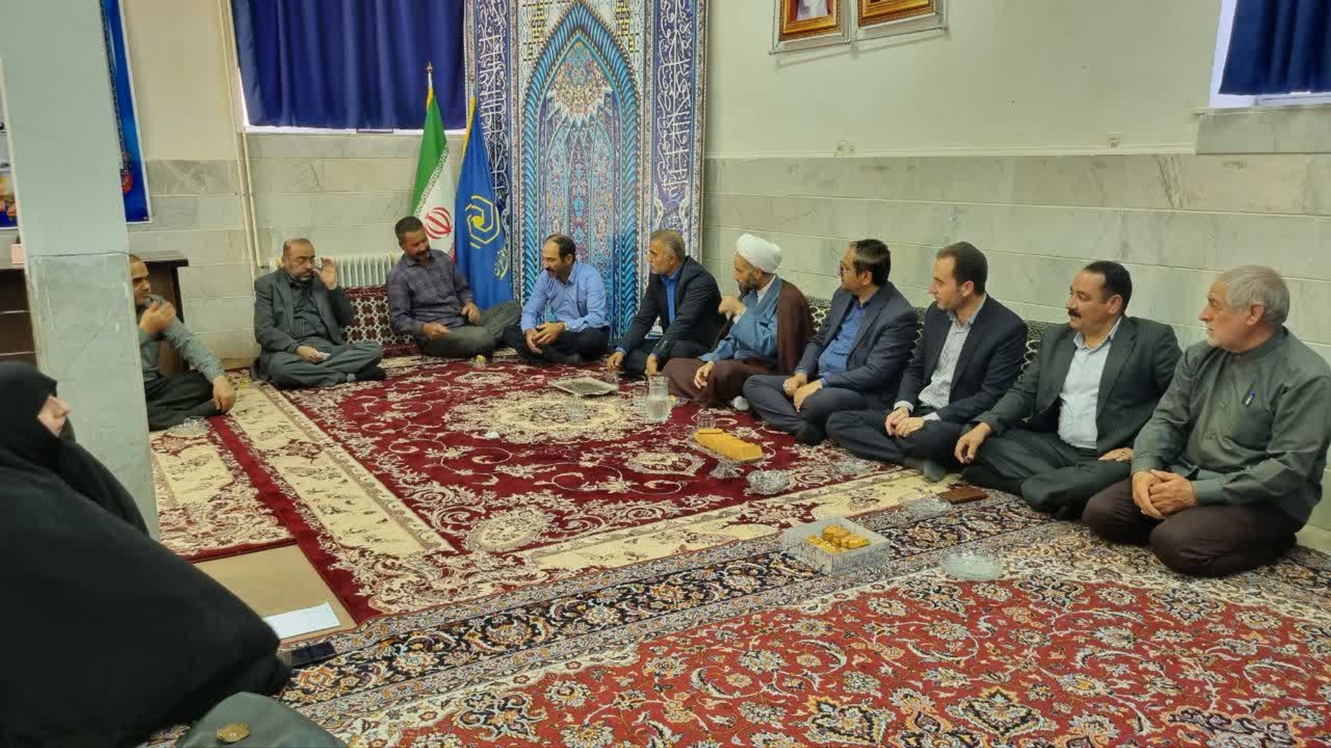 جلسه هیأت امنای حوزه علمیه خواهران شهرستان خنداب