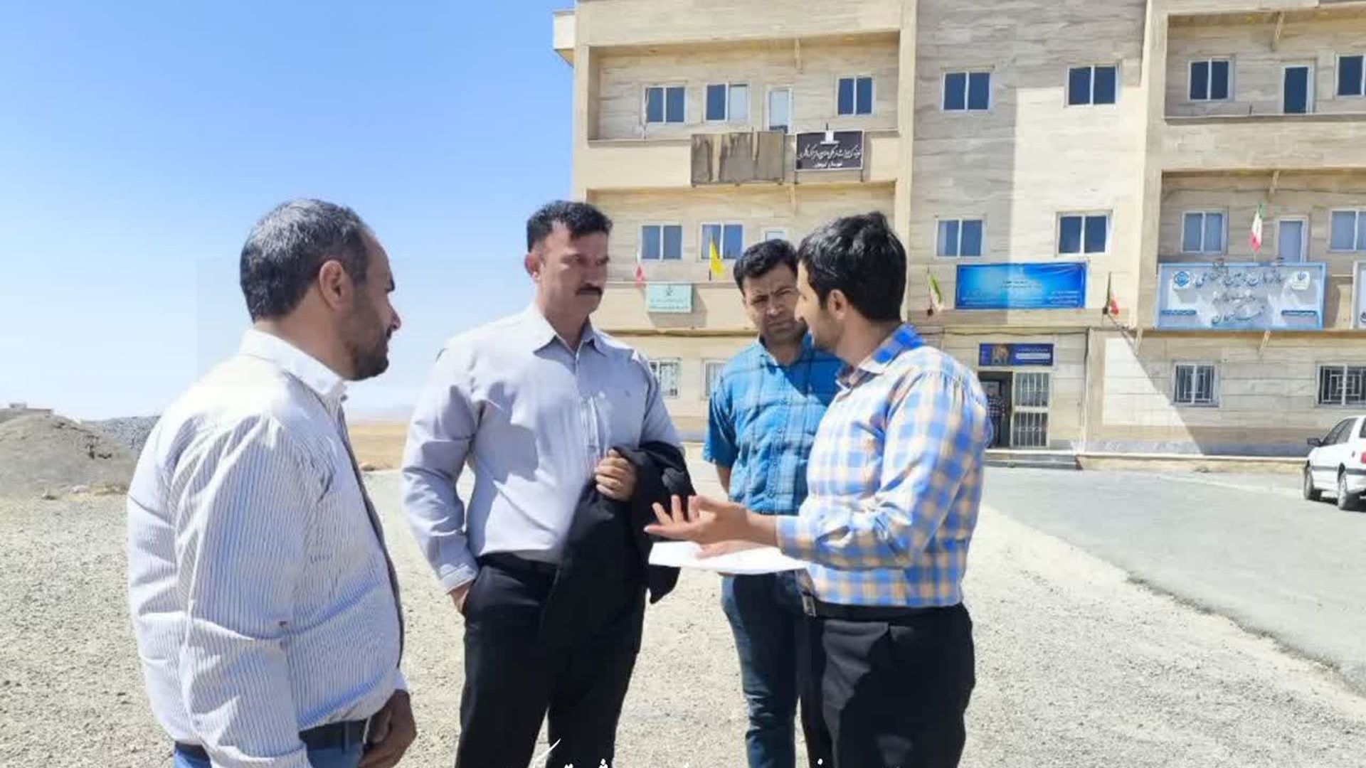 🔻 بازدید از مجتمع اداری شهرستان کمیجان با هدف بررسی دیوارکشی و رفع مشکلات زیرساختی