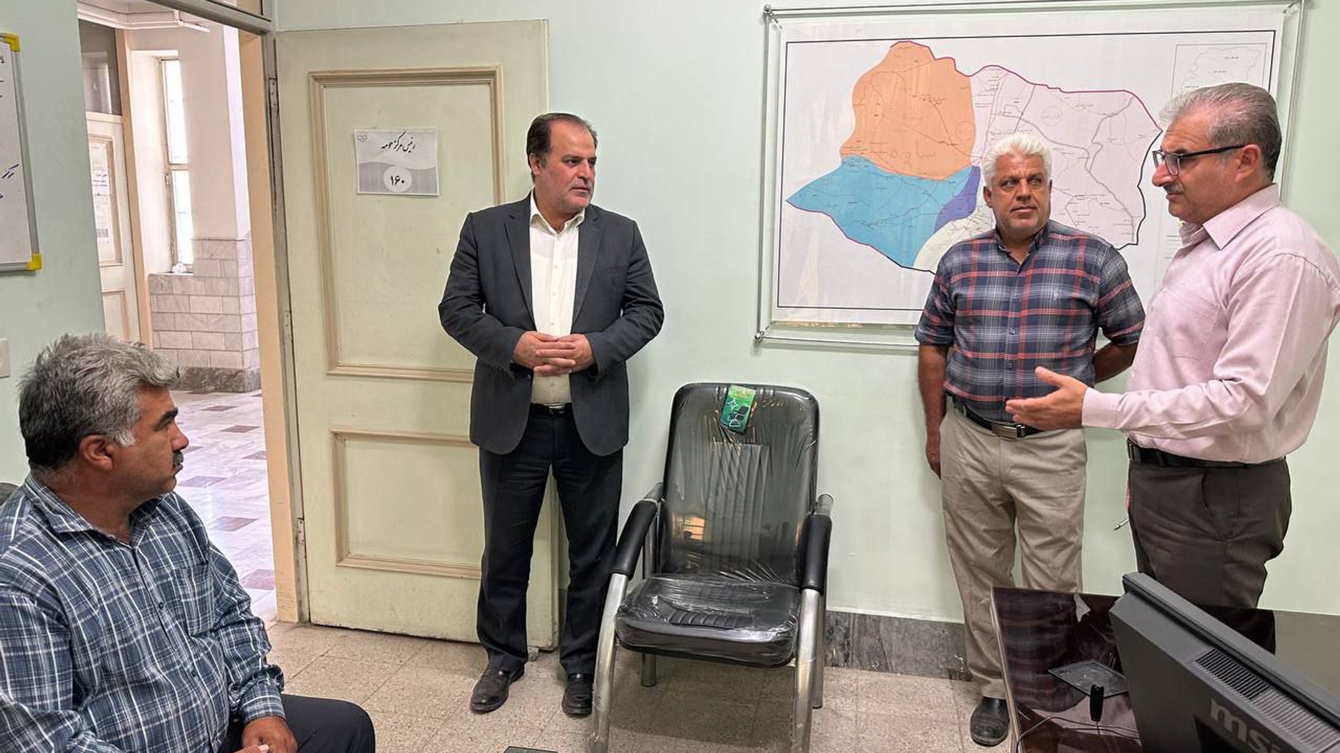 بازید سرزده فرماندار ساوه از جهاد کشاورزی