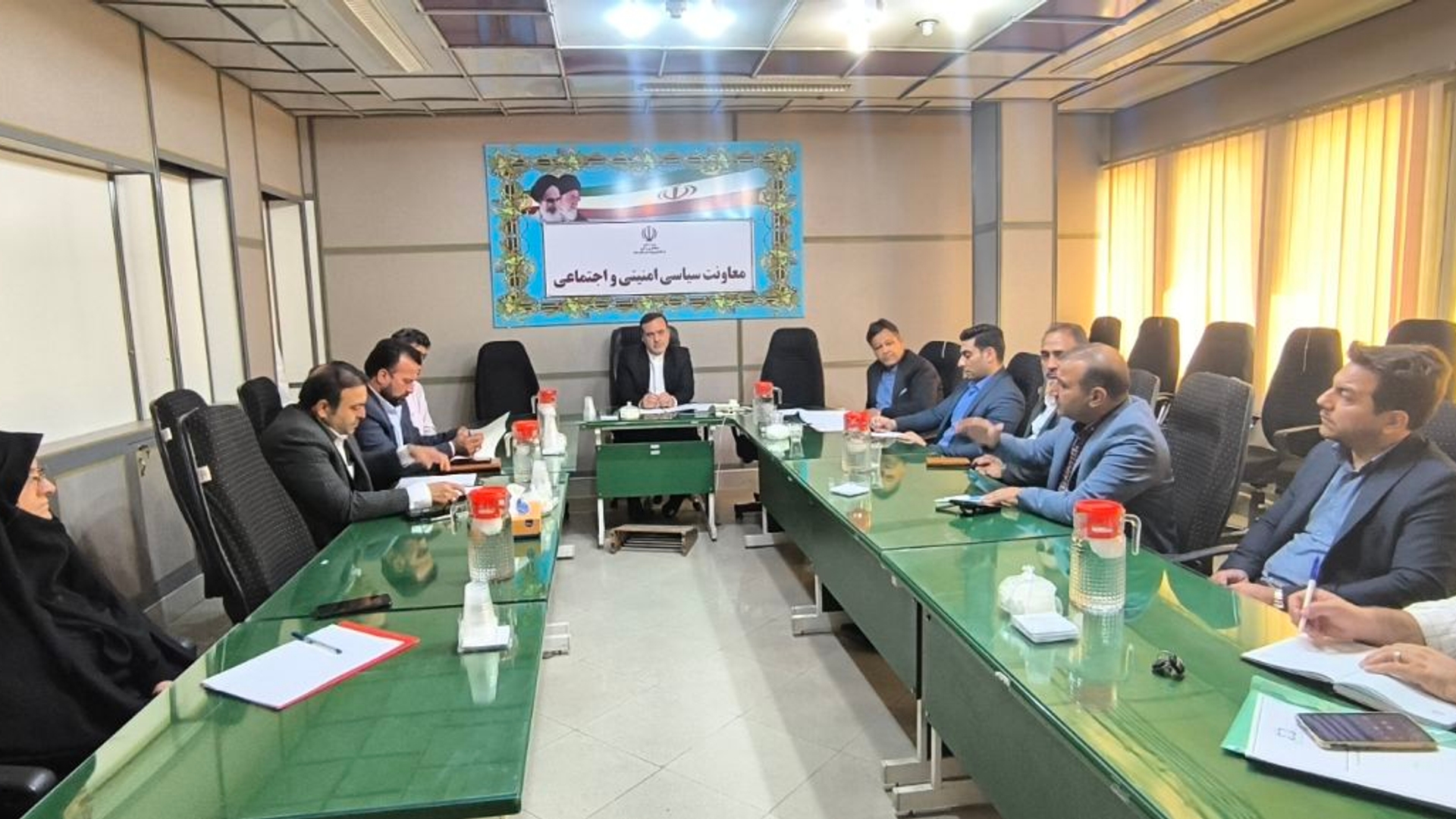 برگزاری جلسه کارگروه آرد و نان در فرمانداری ساوه