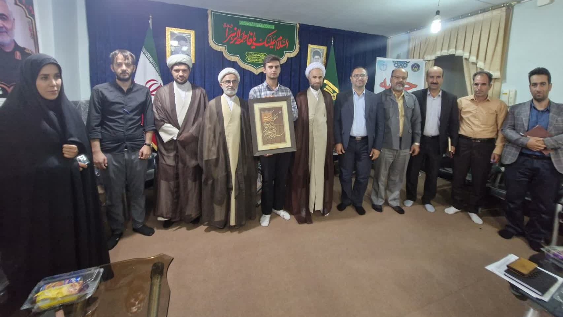 🔘 جلسه شورای زکات شهرستان خنداب با حضور فرماندار و اعضای شورا برگزار شد