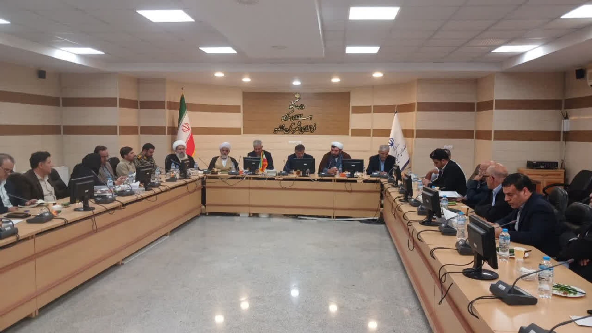 مدیریت پایدار منابع آبی نیازمند توسعه صنایع کم‌آب‌بر است