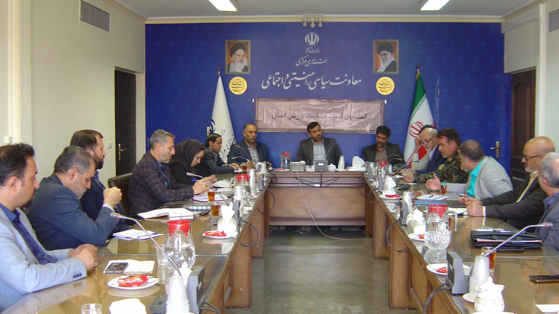 برگزاری جلسه کمیسیون امنیت ورزش استان در ساعت 30/ 10 صبح روز چهارشنبه مورخ 2/ 7/ 1404 .