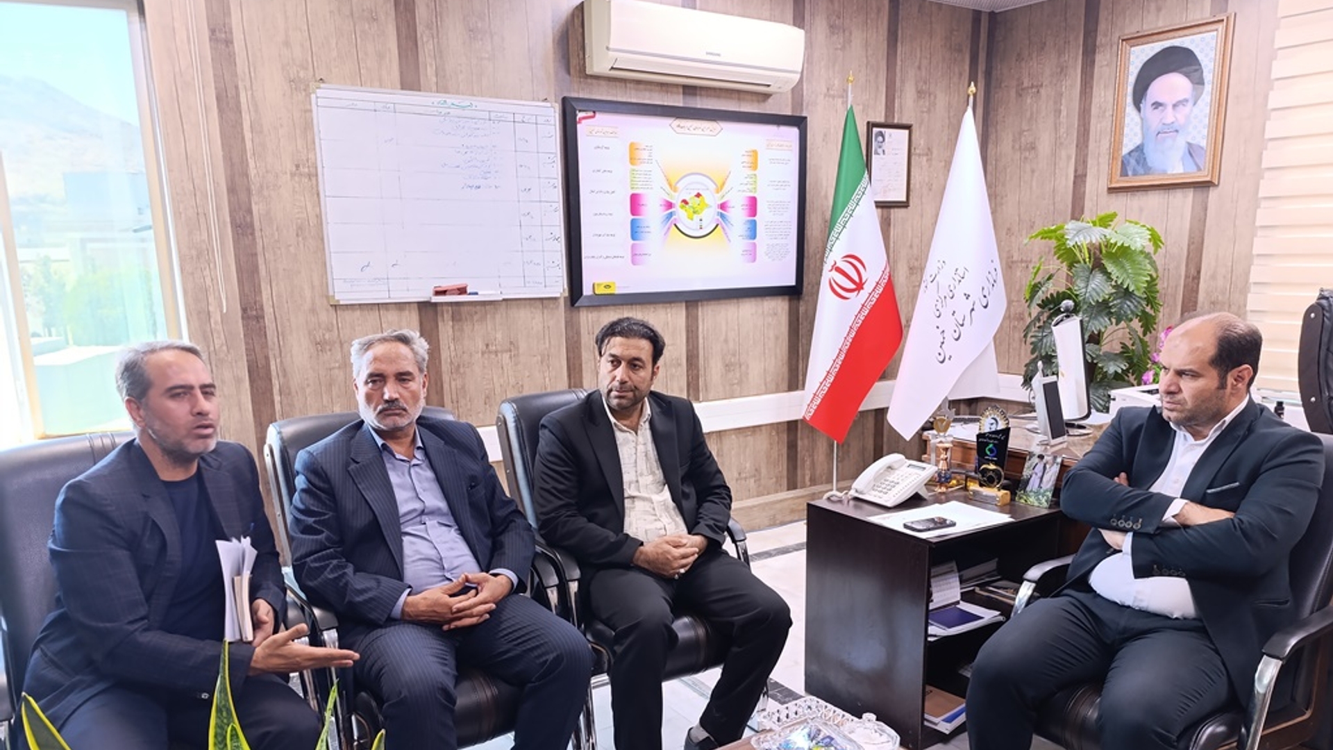 نشست هم اندیشی توسعه شاخص های ورزشی شهرستان خمین برگزار شد