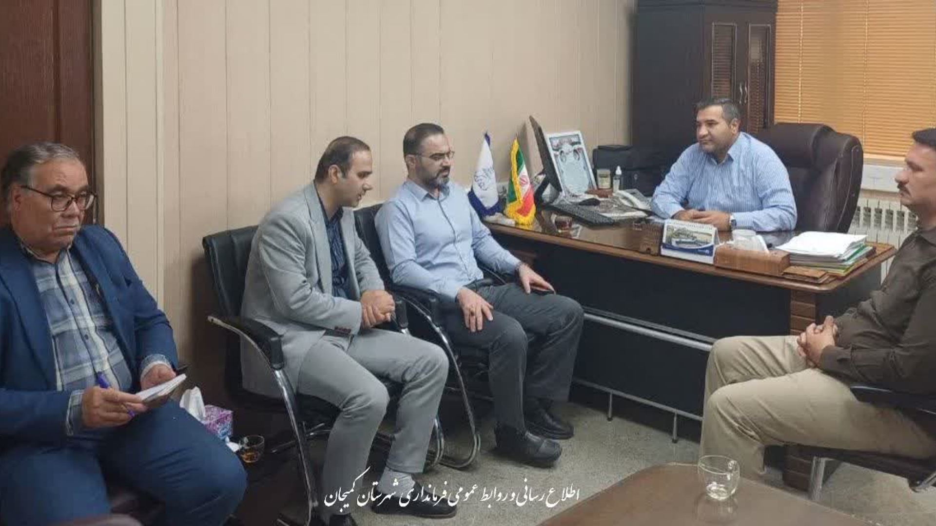 پیگیری روند تجهیز چاه آب شرب روستای اسفندان