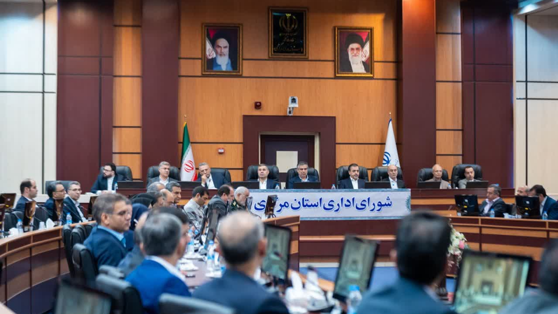 🔻حضور دکتر مددی فرماندار شهرستان‌ کمیجان در جلسه شورای اداری استان مرکزی