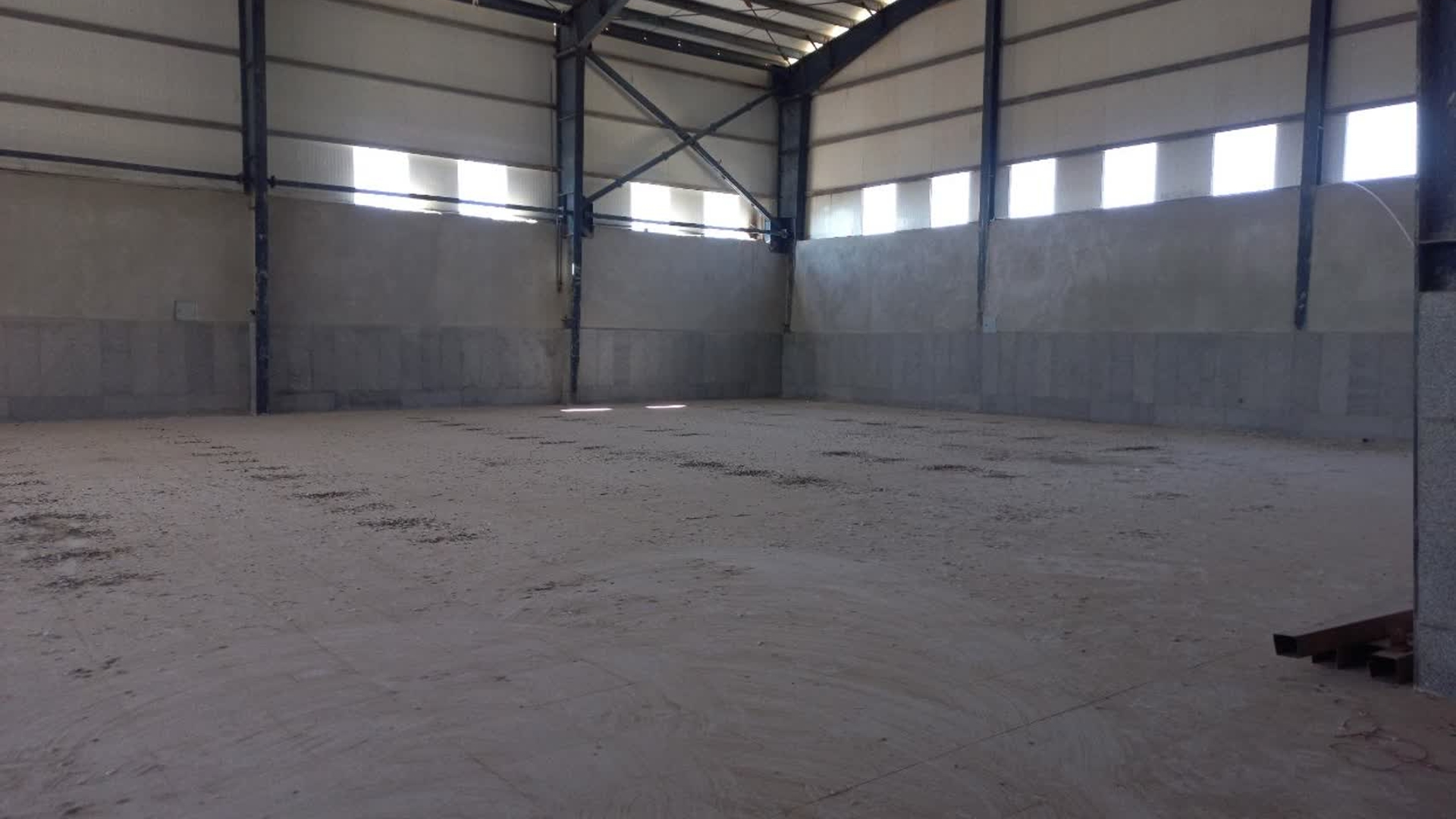 🔻 بازدید فرماندار و معاون مدیرکل مدیریت بحران استان از روند احداث ساختمان مدیریت بحران شهرستان کمیجان