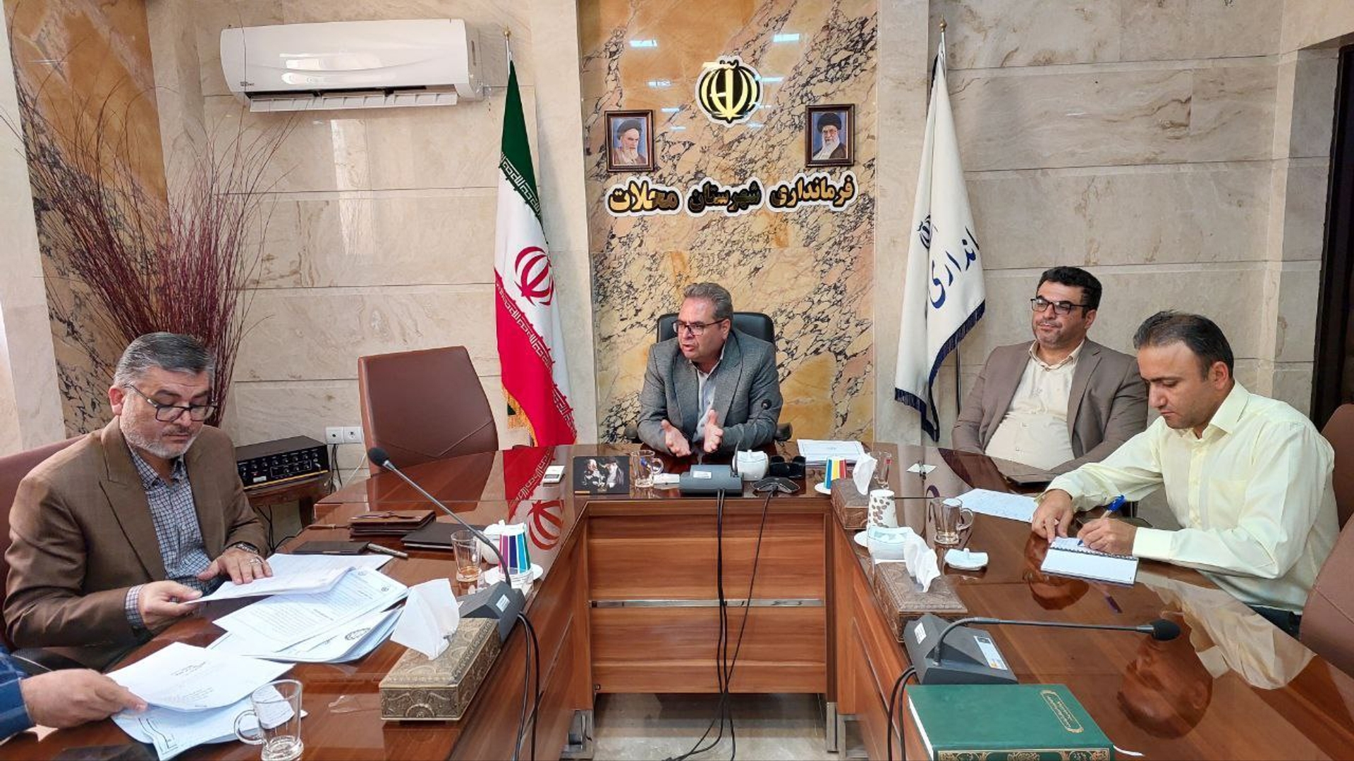 جلسه هماهنگی ایجاد روستا بازار در محلات برگزار شد