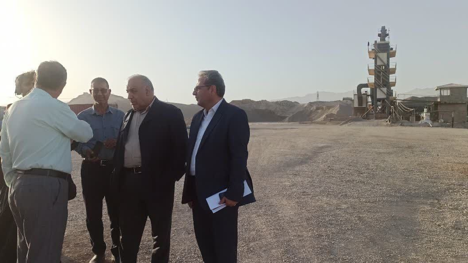 بررسی میدانی معاون وزیر راه و شهرسازی از جاده زیراب محلات