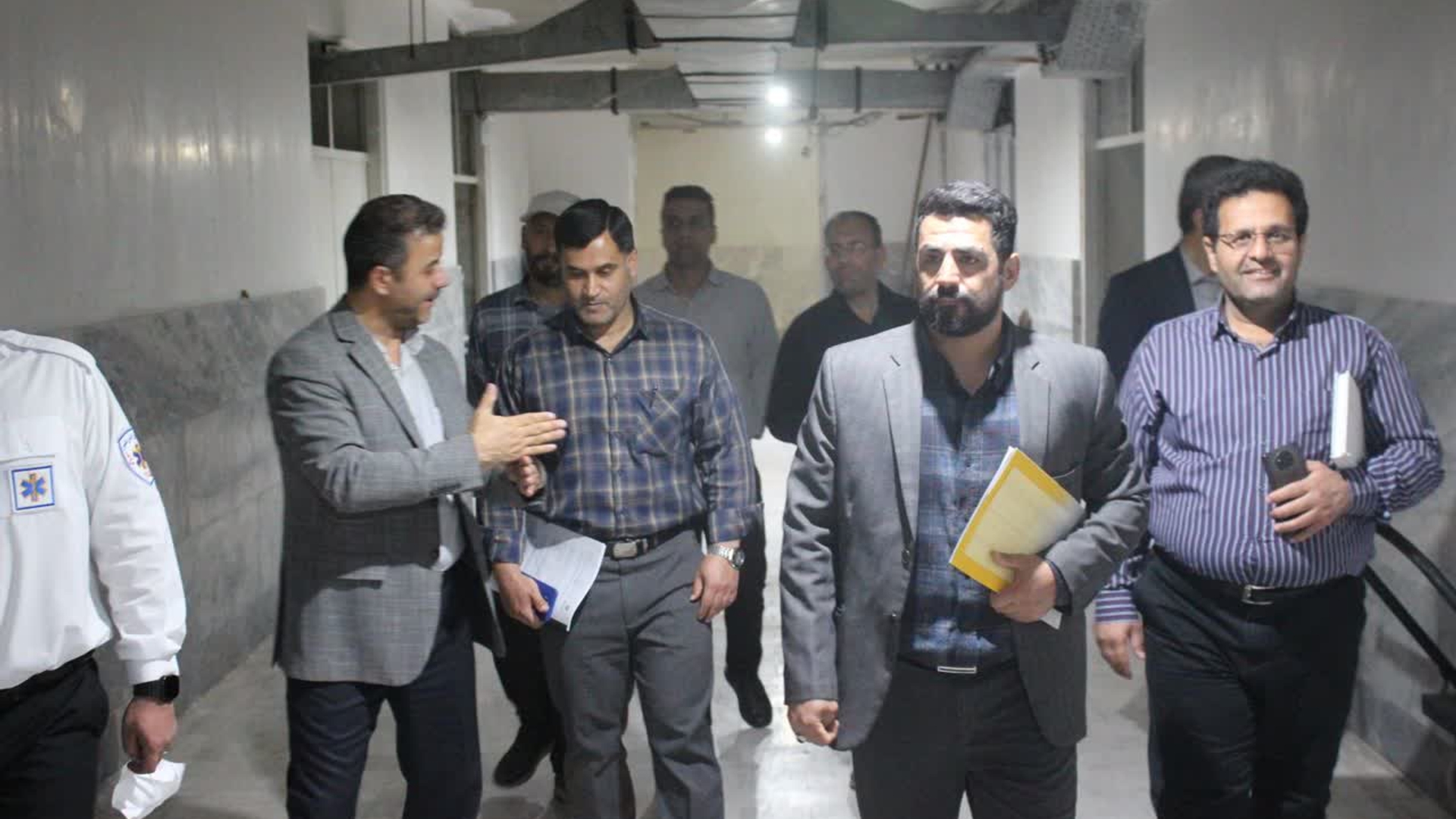 بازدید میدانی تیم قرارگاه پدافند کالبدی استان از مکان‌های امن برخی از بیمارستان‌های اراک در راستای اجرای دستورالعمل شهید حسن شاطری