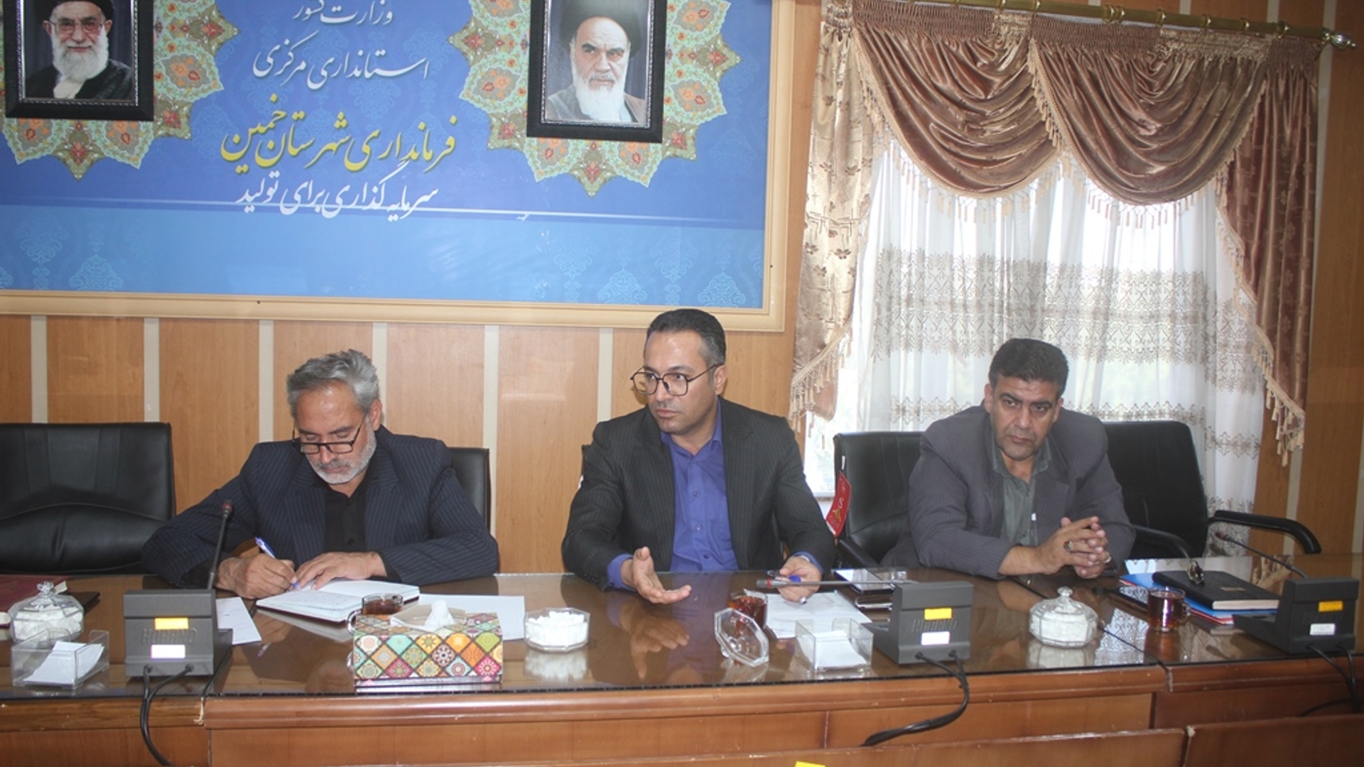 اولین جلسه ستاد بازآفرینی پایدار شهری شهرستان خمین در سال 1404 برگزار شد