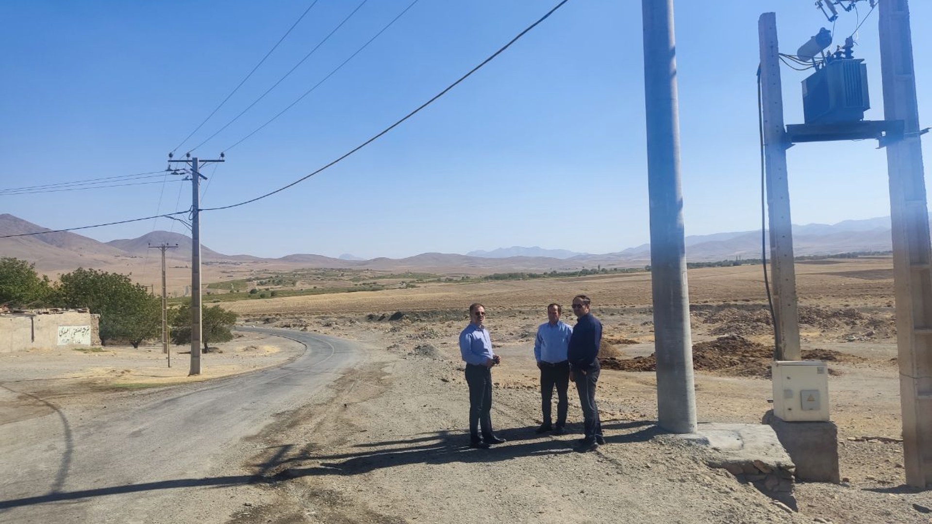 🔘 ده‌گردشی و بازدید میدانی فرماندار شهرستان خنداب از روستای قزل‌قلعه