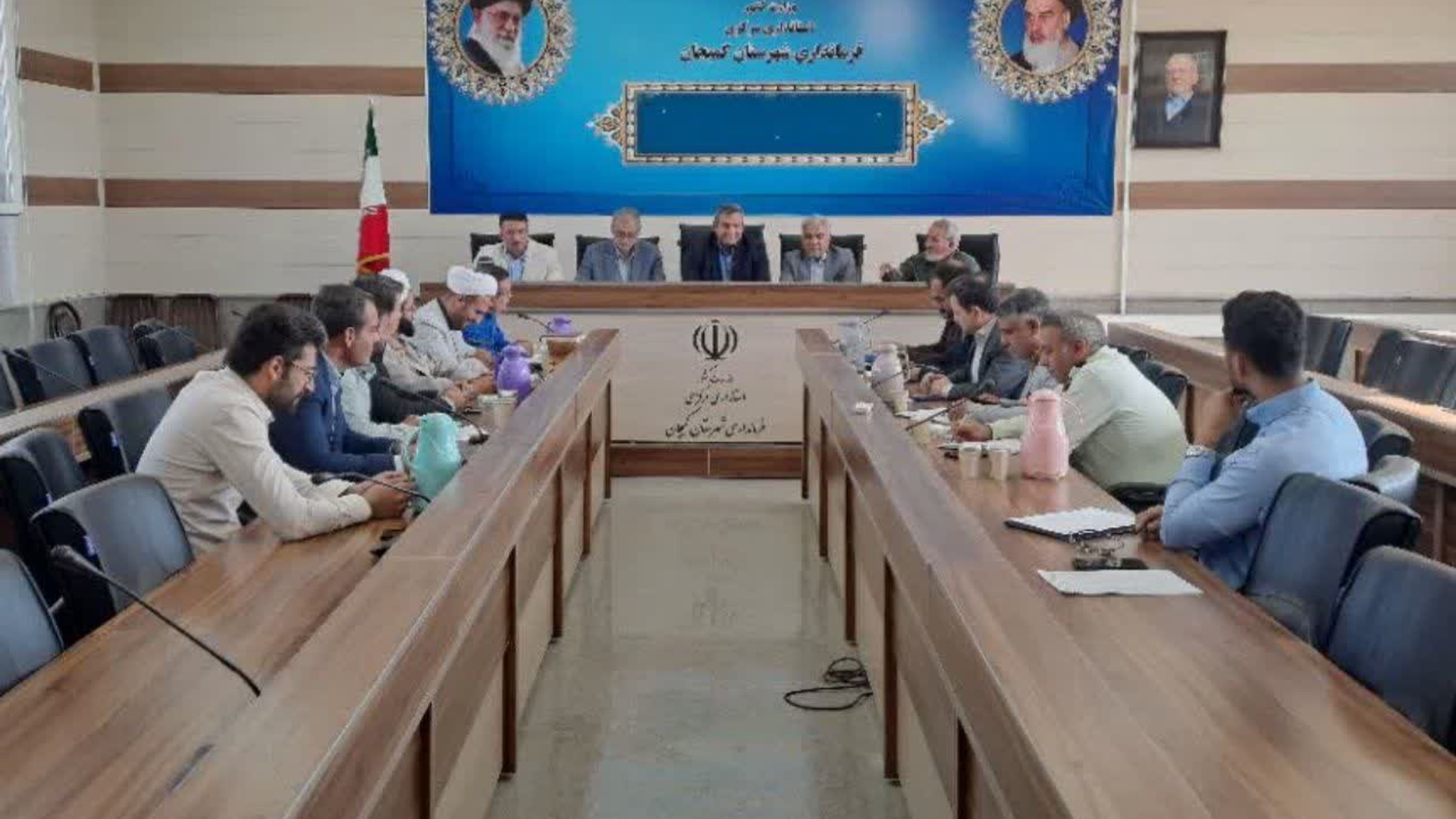 🔻 برگزاری جلسه طرح ملی «ورزش در آبادی» در روستای چهرقان به ریاست فرماندار شهرستان کمیجان