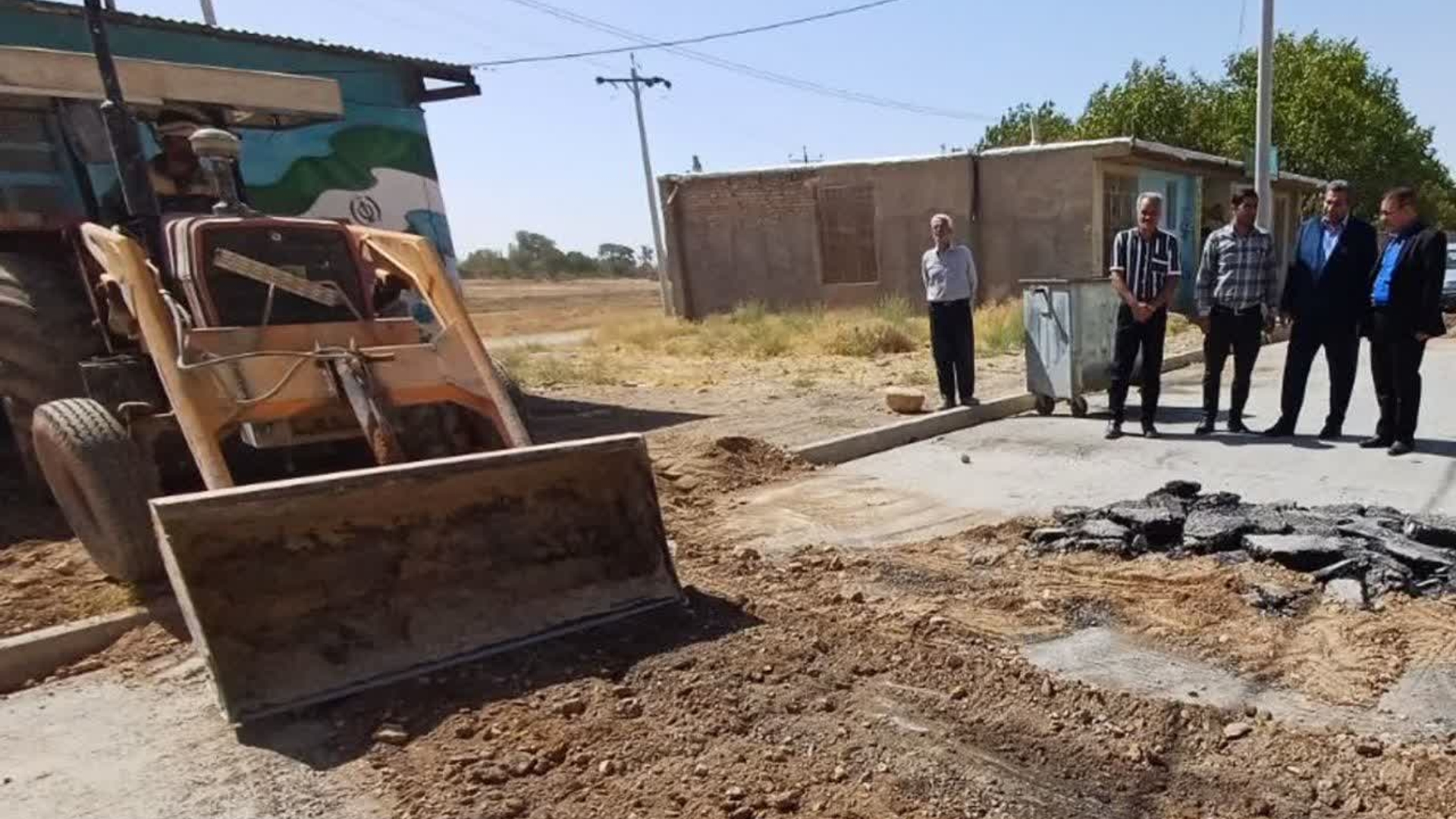 🔻 بازدید فرماندار شهرستان کمیجان از روند اجرای پروژه‌های عمرانی روستای سمقاور