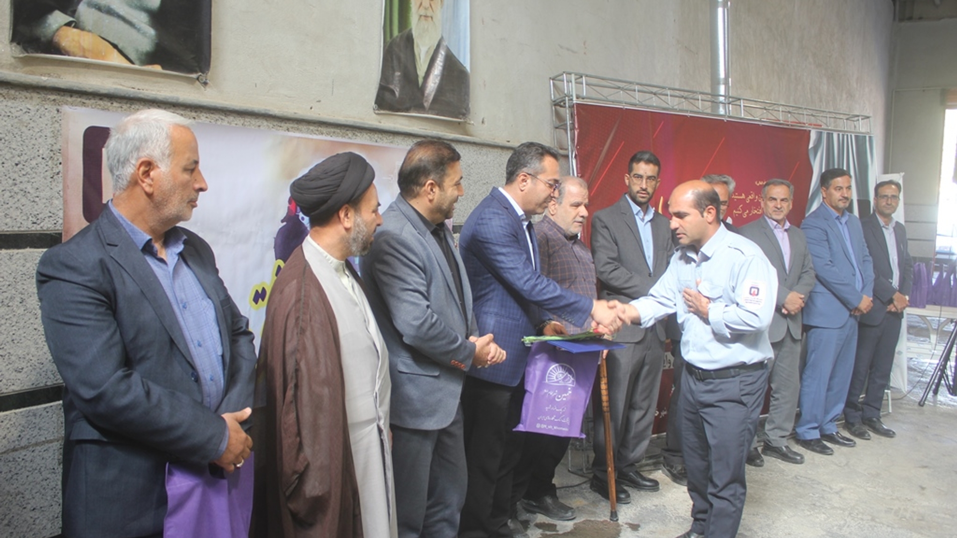 آئین گرامیداشت روز آتش نشان در شهرستان خمین برگزار شد