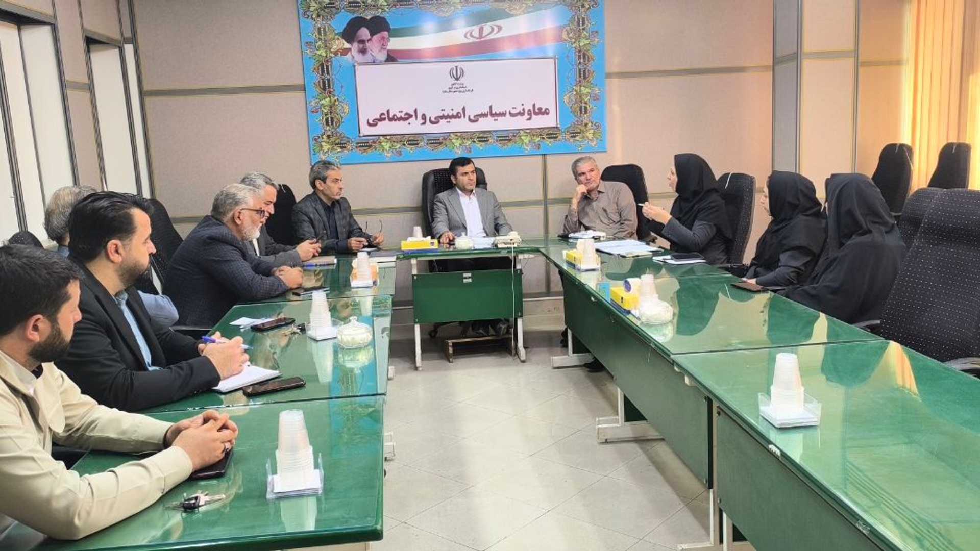 برگزاری جلسه انجمن کتاب خوان های شهرستان ساوه