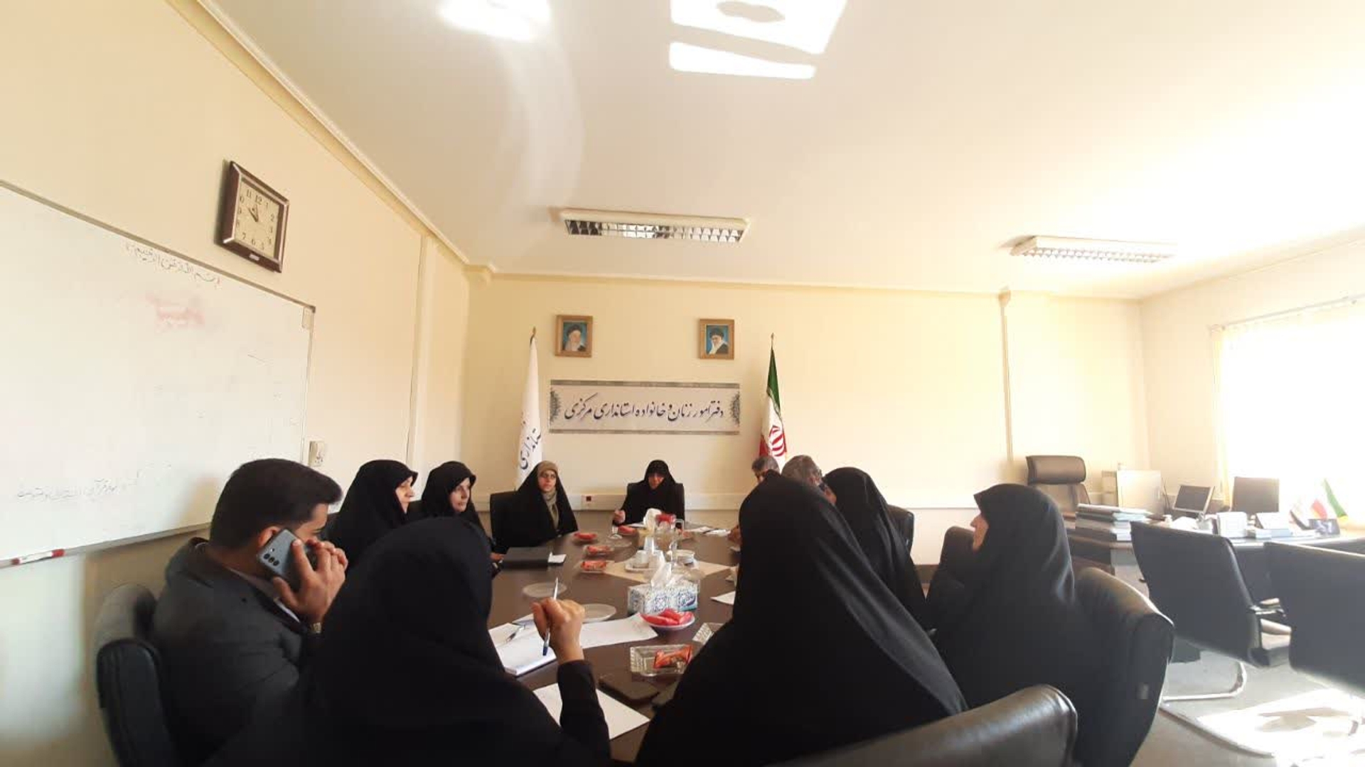 جلسه هماهنگی برگزاری همایش  پیشگیری از پوکی استخوان ویژه بانوان  در مرکز استان در هفته جهانی پویش پیشگیری از پوکی استخوان (۲۶مهر لغایت ۲ آبان ) به ریاست مفتح زاده مدیرکل امورزنان وخانواده استانداری و با حضور نمایندگان دستگاههای اجرایی ذیربط در محل استانداری برگزار شد.

چهارشنبه۲۳مهر۱۴۰۴