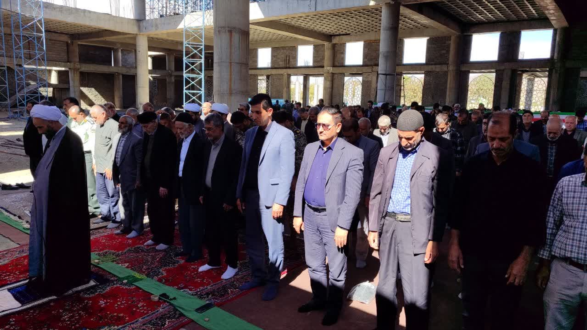 نماز جمعه شهرستان خنداب به امامت حجت‌الاسلام والمسلمین صفاهانی