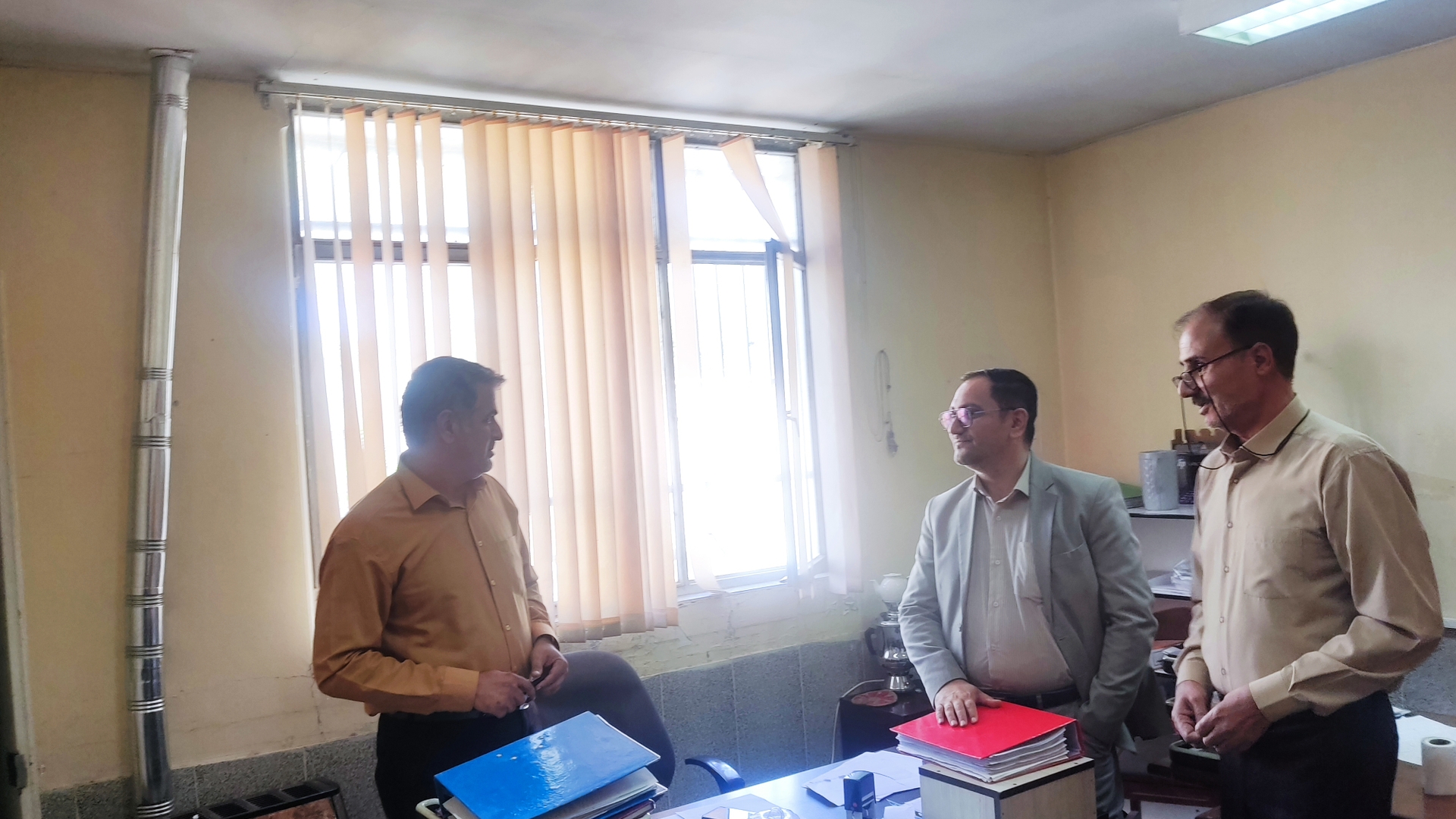 بازدید فرماندار شهرستان خنداب از دانشگاه آزاد اسلامی