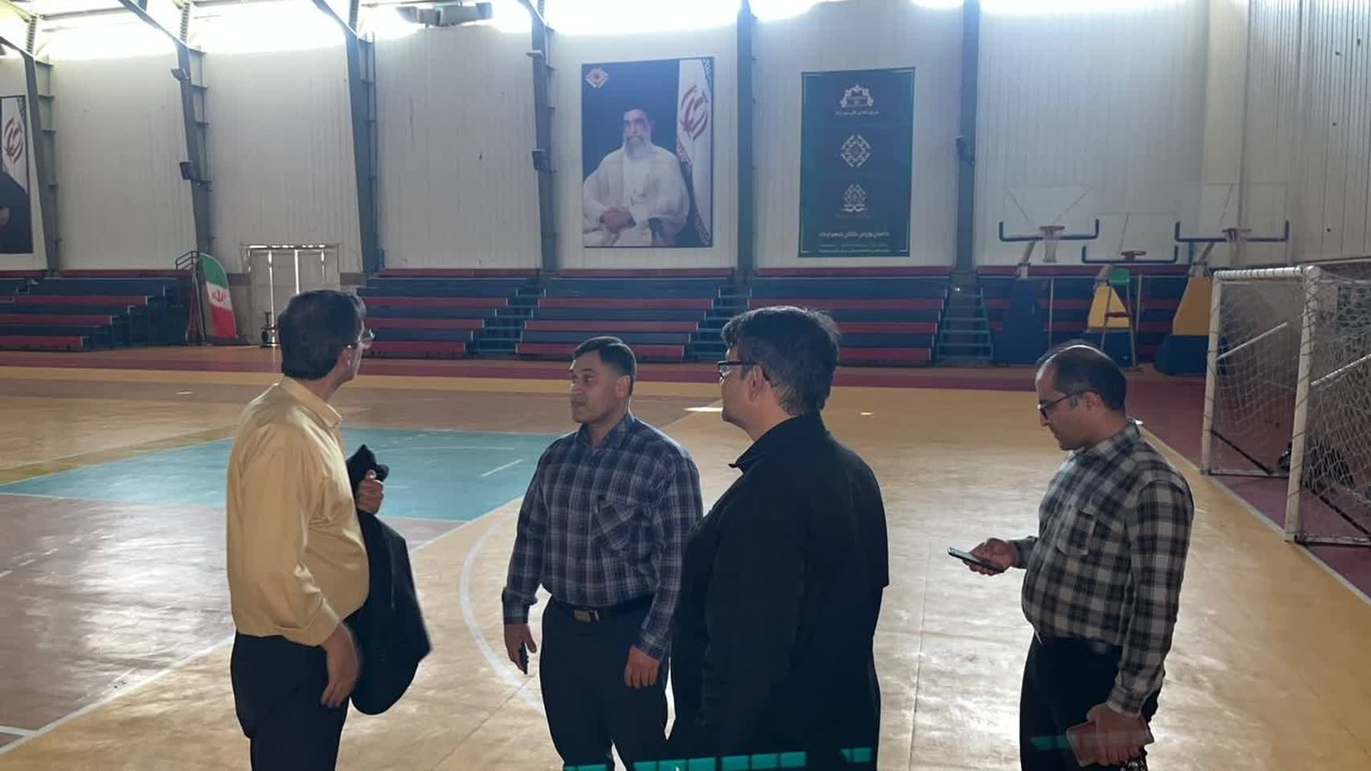 بازدید میدانی تیم قرارگاه پدافند کالبدی استان از چند پناهگاه و مکان اضطراری شهر اراک در راستای اجرای دستورالعمل شهید حسن شاطری