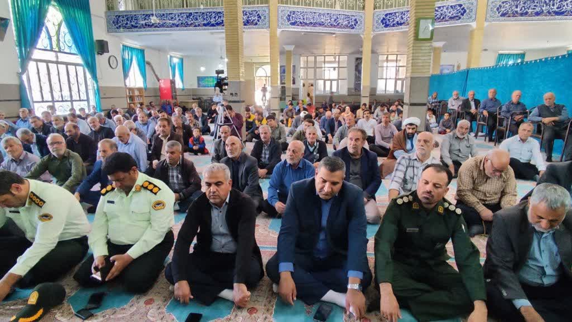 🔻 حضور فرماندار شهرستان کمیجان در نماز عبادی ـ سیاسی جمعه