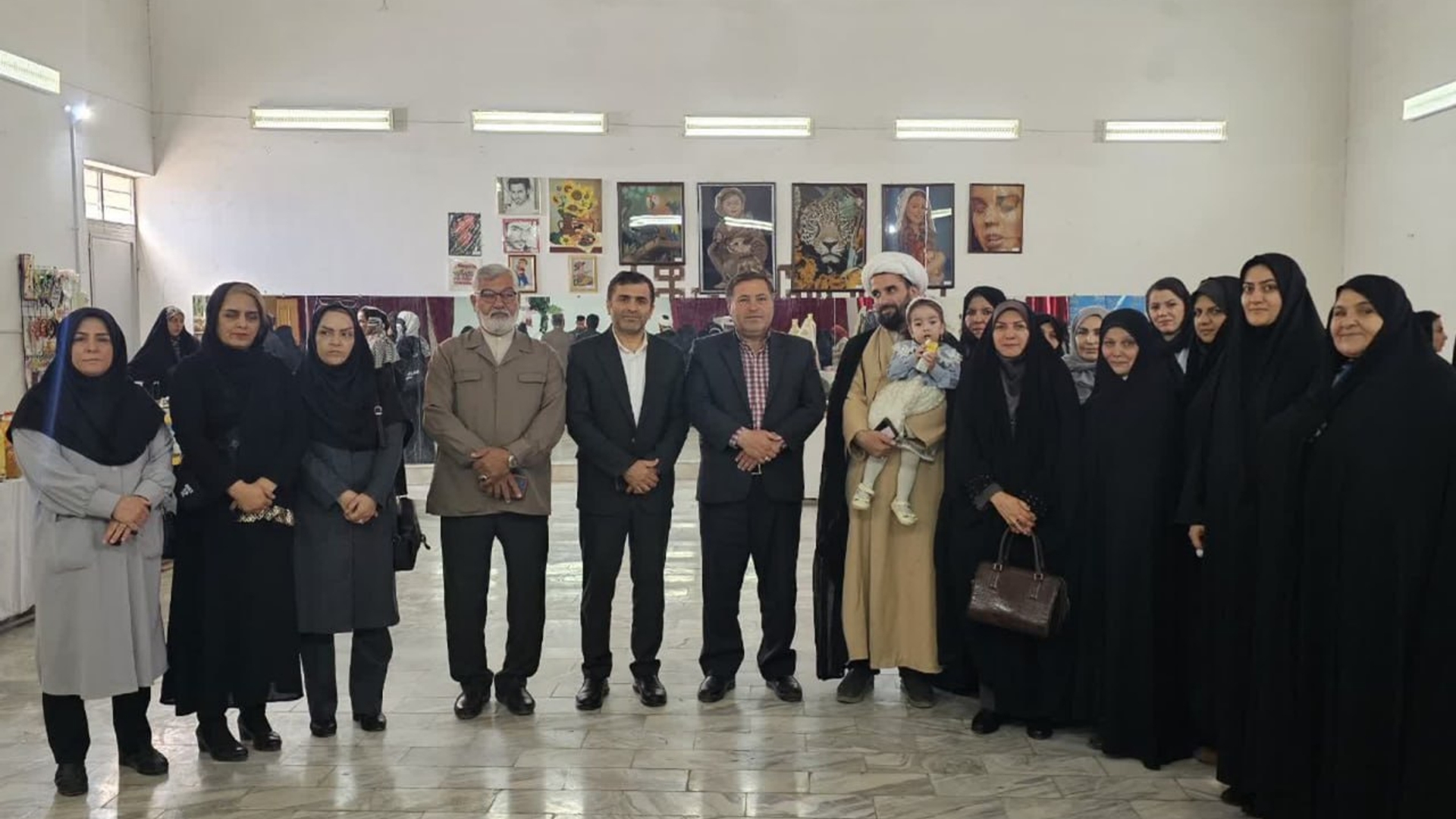 افتتاح نمایشگاه صنایع دستی و محصولات تبدیلی در ساوه