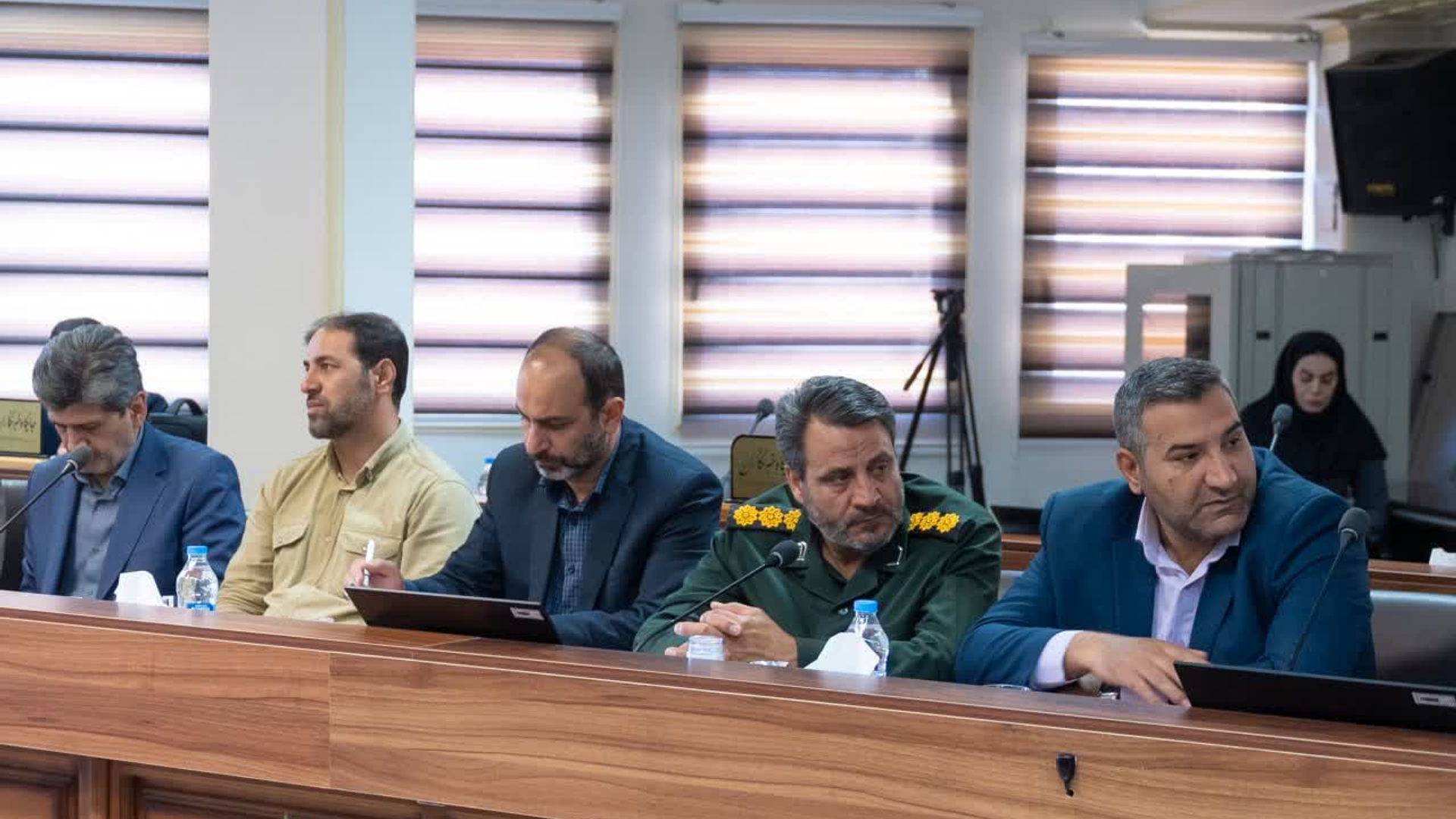 جلسه  ستاد کنگره امام خمینی (ره) و ۶۲۰۰ شهید استان مرکزی با نقش‌آفرینی دانش‌آموزان