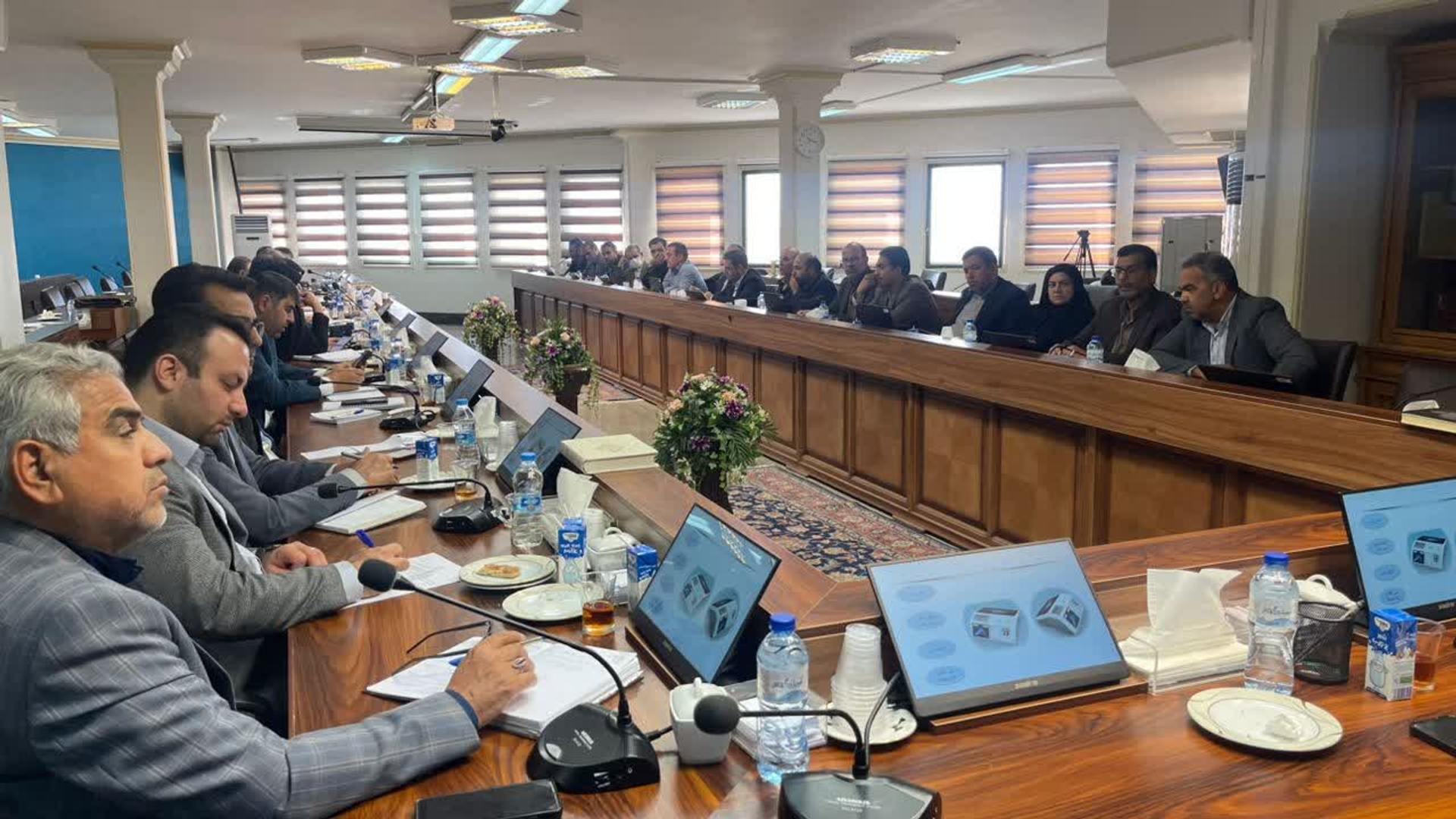 برگزاری نشست آموزشی انتخابات ویژه معاونین سیاسی فرماندایها و بخشداران سطح استان