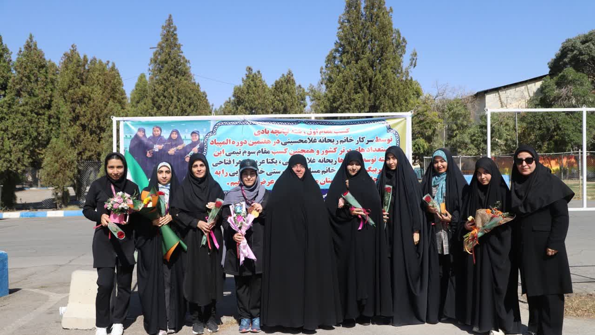 مراسم استقبال از تیم تیراندازی دختران استان، اعزامی به المپیاد استعداد های برتر کشور برگزارشد.