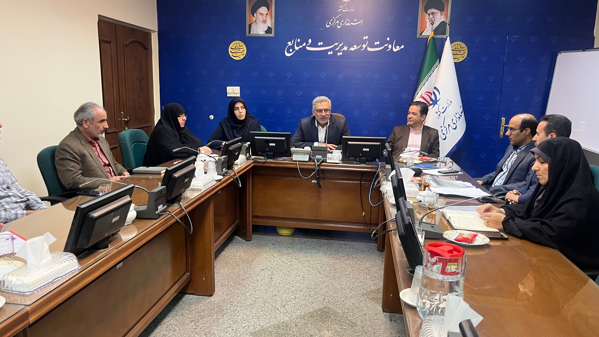 برگزاری جلسه  هماهنگی هفته پژوهش و فناوری در استان مرکزی