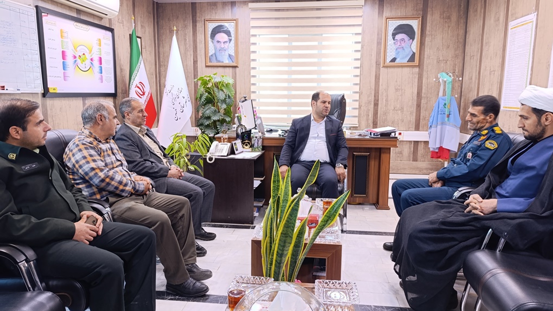 دیدار فرمانده انتظامی جدید شهرستان با فرماندار خمین برگزار شد