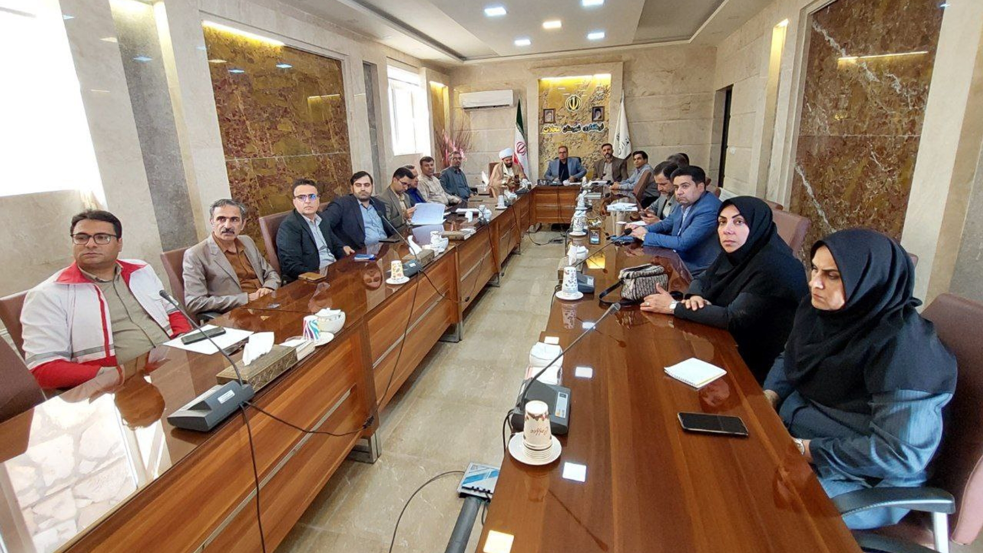 جلسه شورای اجتماعی شهرستان محلات به ریاست حسن خزائی‌پور فرماندار شهرستان و با حضور سایر اعضای مربوطه در فرمانداری تشکیل شد.