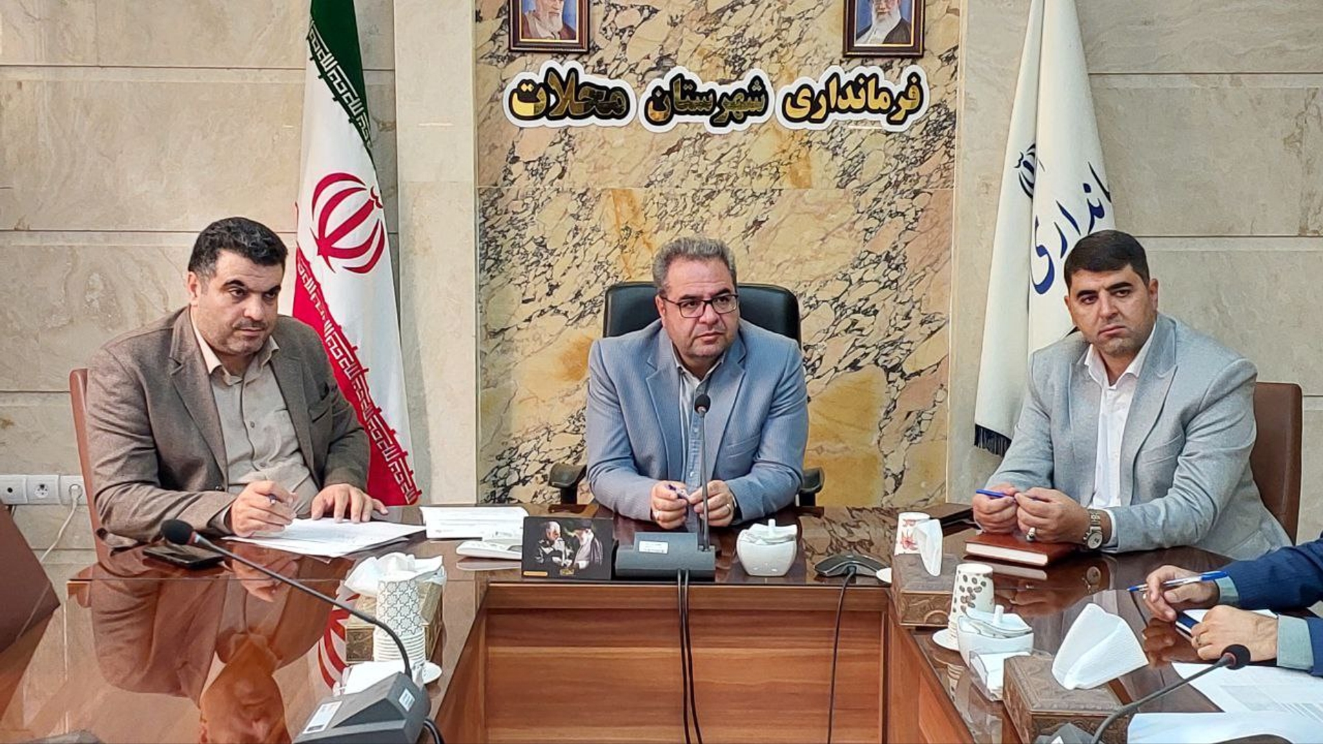 جلسه هماهنگی توسعه نیروگاه‌های خورشیدی در محلات  برگزار شد