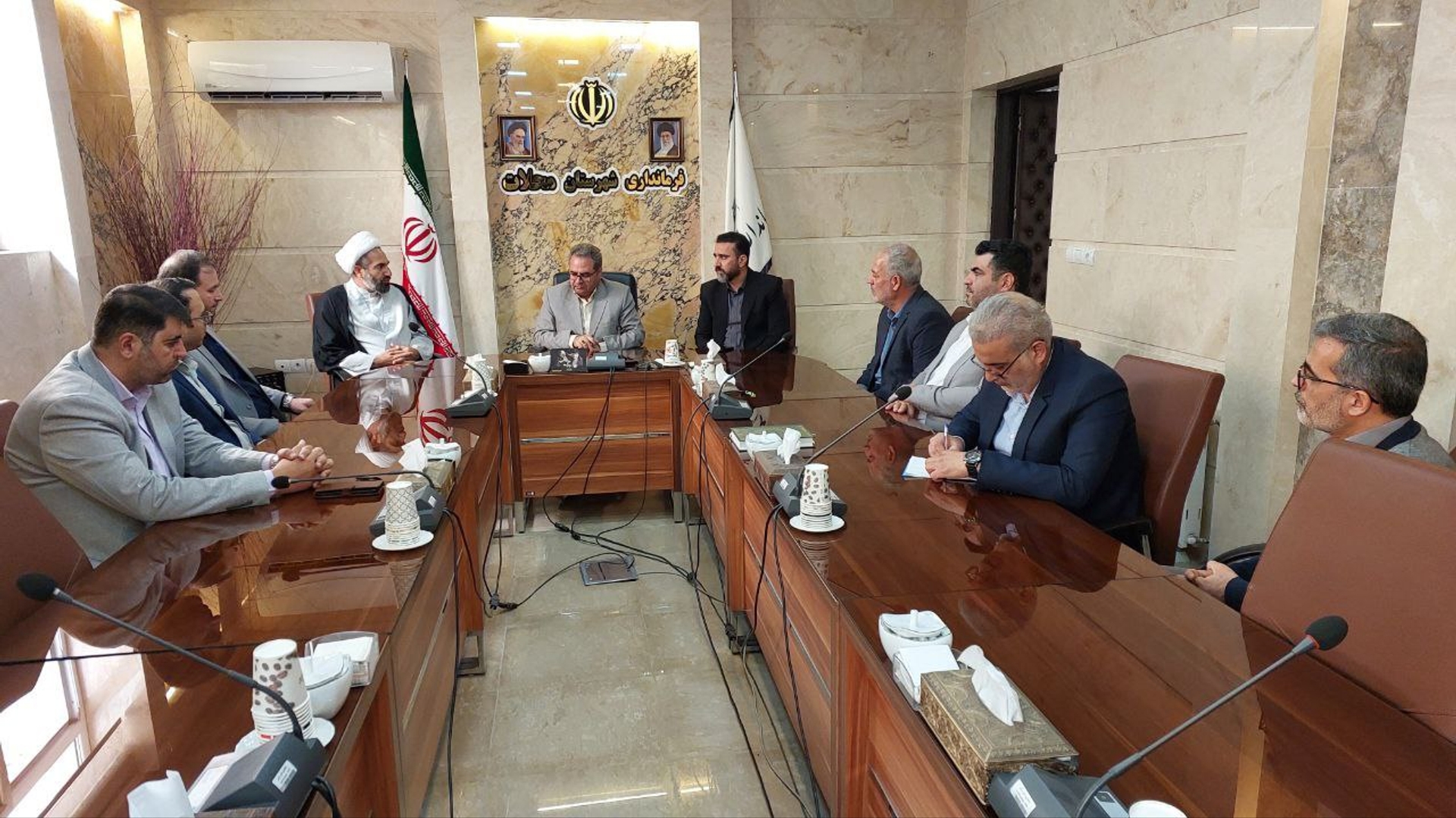 دیدار رئیس هیأت نظارت بر انتخابات استان مرکزی با فرماندار شهرستان محلات