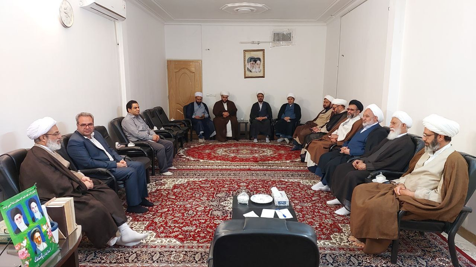 دیدار فرماندار شهرستان محلات با امام جمعه و جمعی از ائمه جمعه استان مرکزی